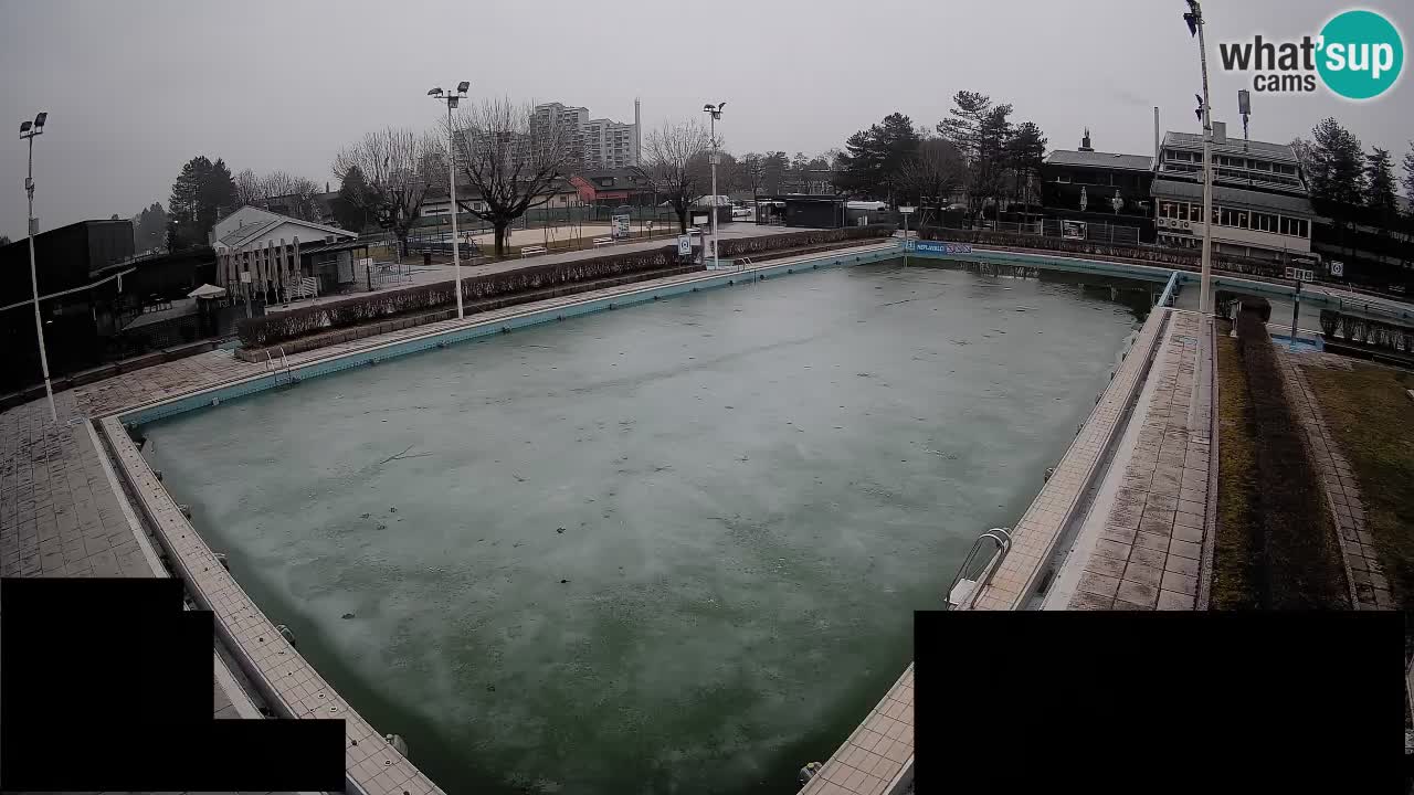 Web kamera Celje – Godišnji bazen za kupanje – glavni bazen