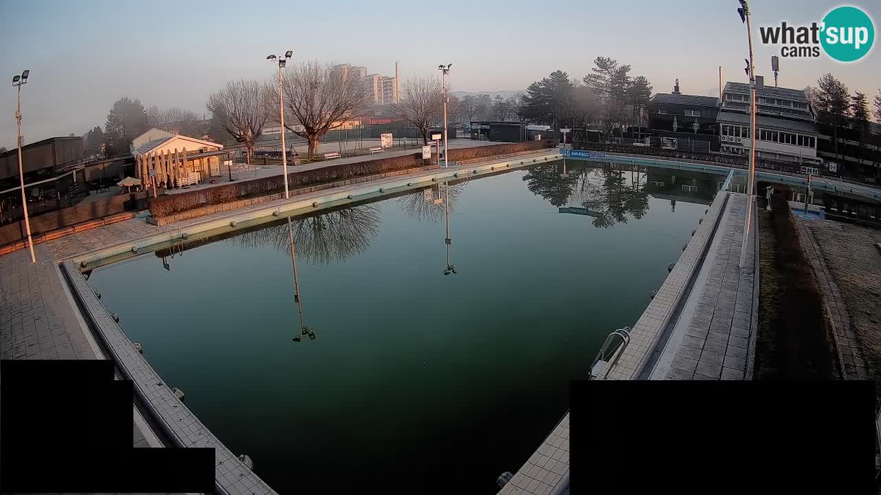 Web kamera Celje – Godišnji bazen za kupanje – glavni bazen