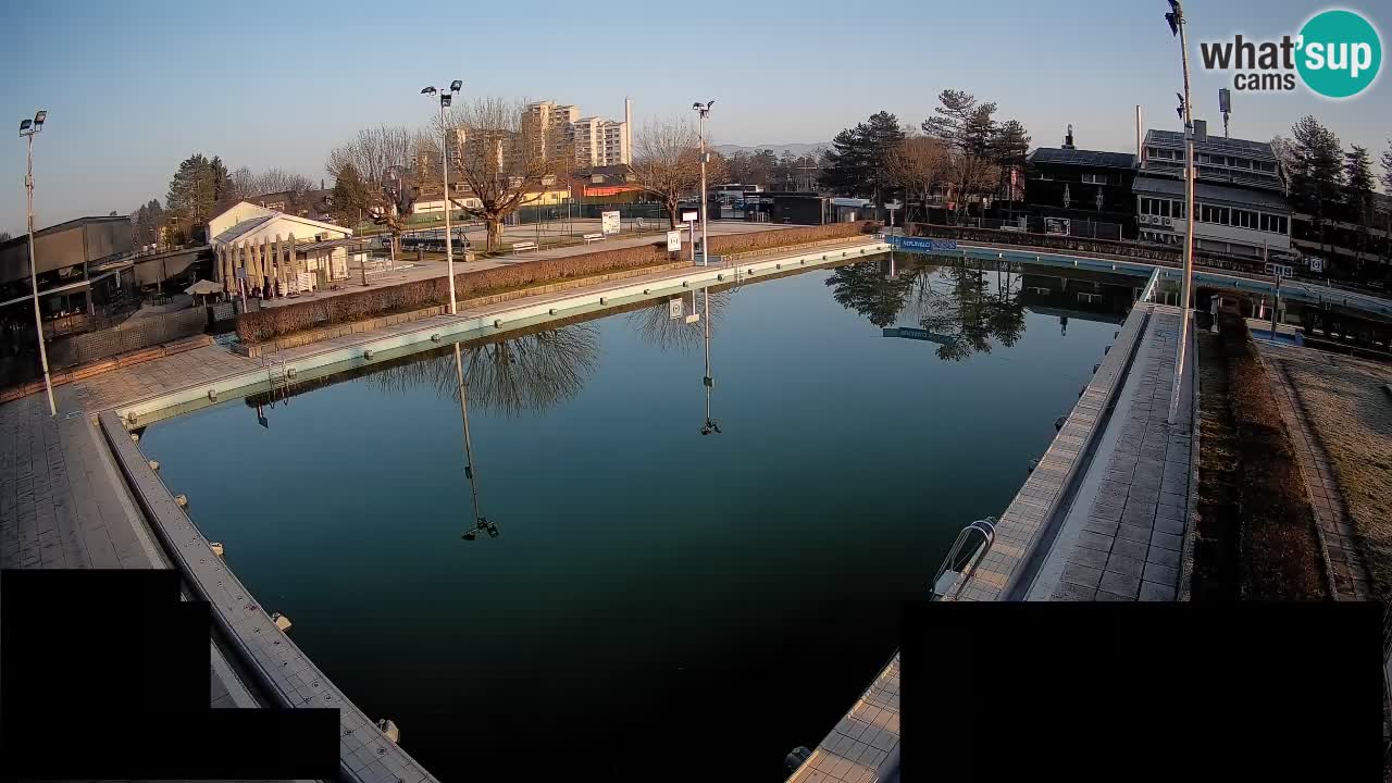 Web kamera Celje – Godišnji bazen za kupanje – glavni bazen