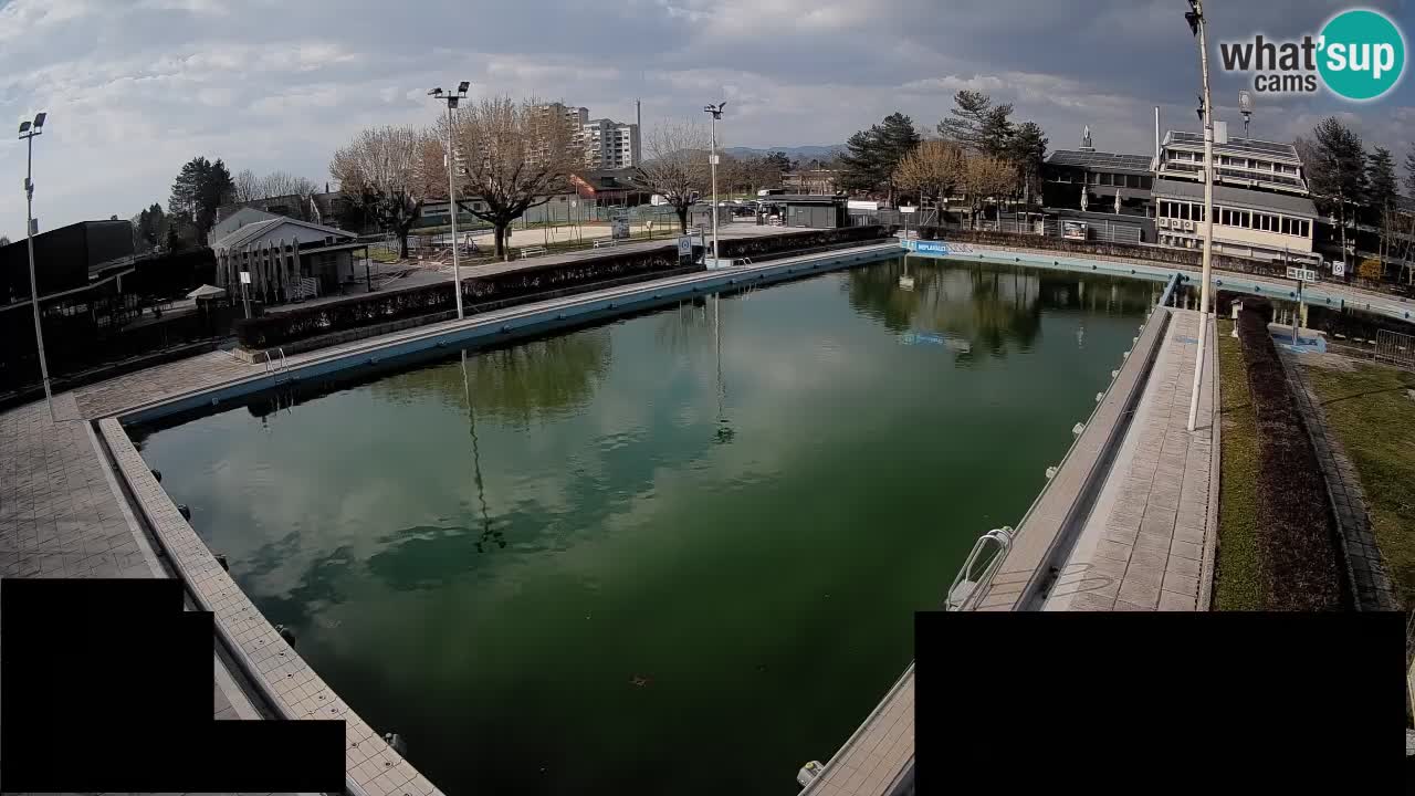 Web kamera Celje – Godišnji bazen za kupanje – glavni bazen
