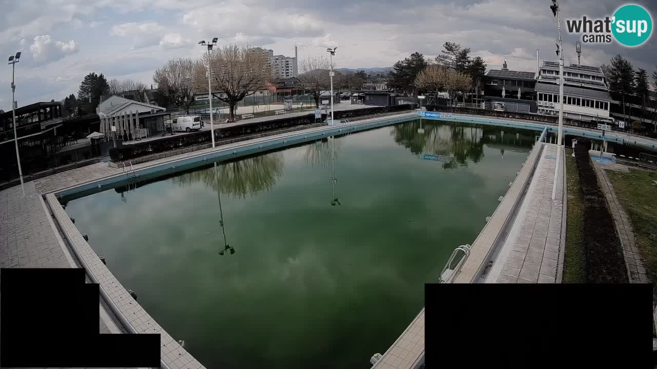 Web kamera Celje – Godišnji bazen za kupanje – glavni bazen