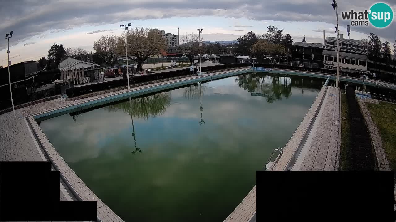 Web kamera Celje – Godišnji bazen za kupanje – glavni bazen