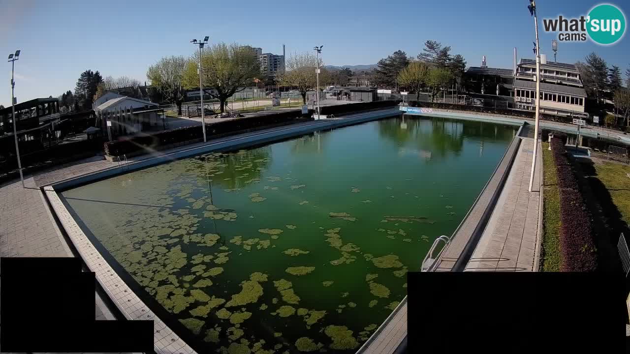 Web kamera Celje – Godišnji bazen za kupanje – glavni bazen