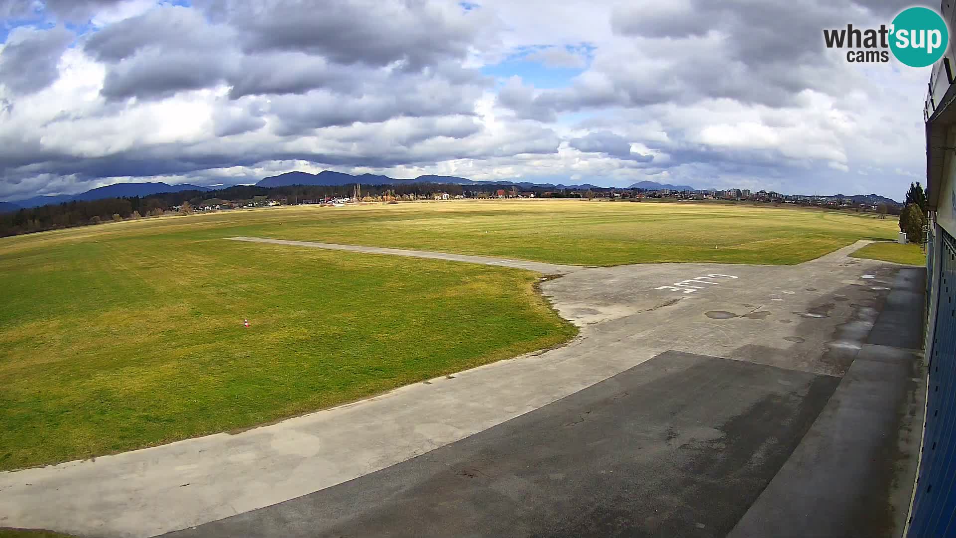 Webcam Celje Airfield | LJCL | Slovenia