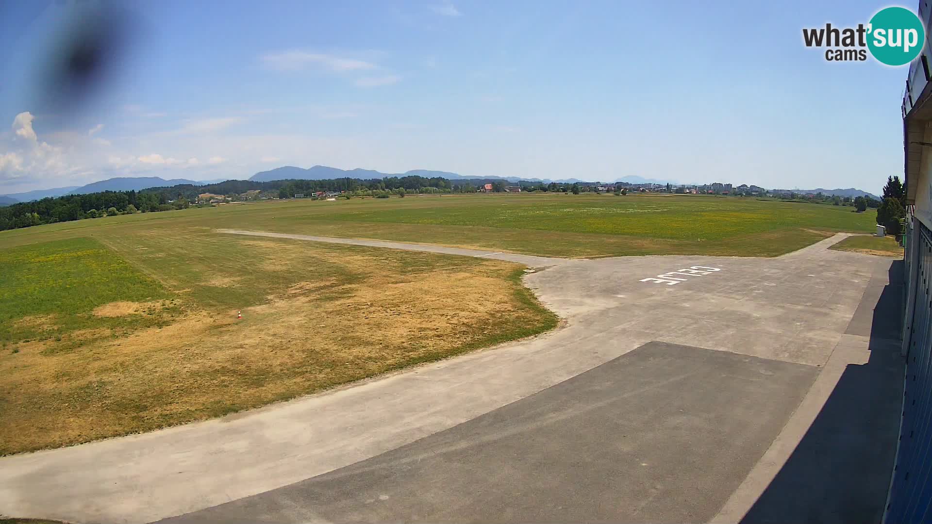Web kamera Zračna luka Celje | LJCL | Slovenia
