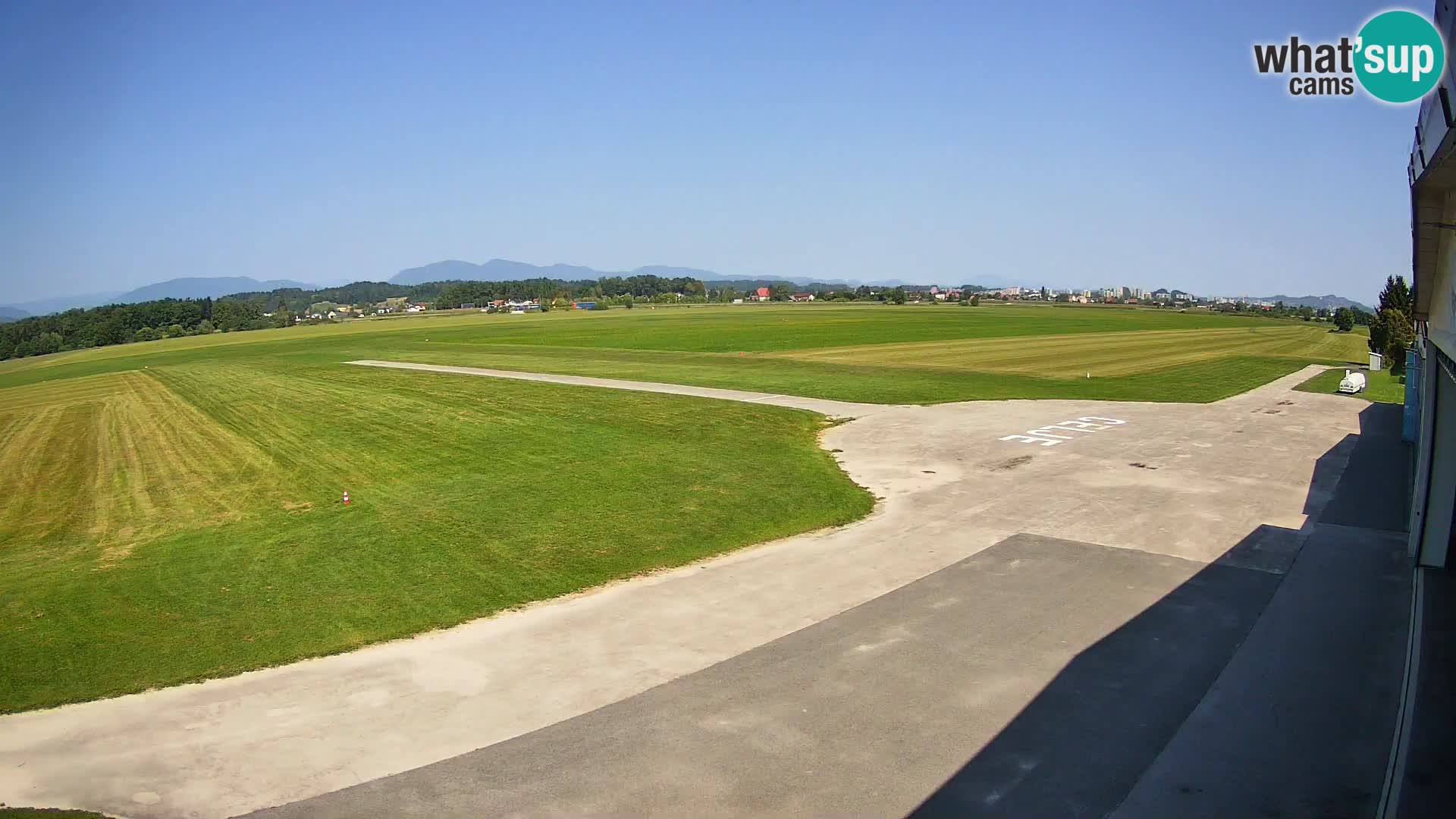 Web kamera Zračna luka Celje | LJCL | Slovenia