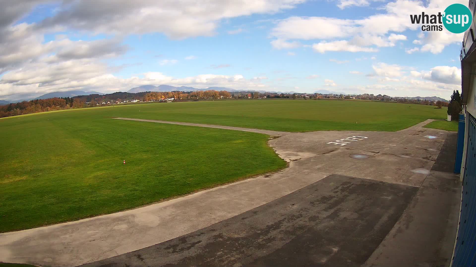 Web kamera Zračna luka Celje | LJCL | Slovenia