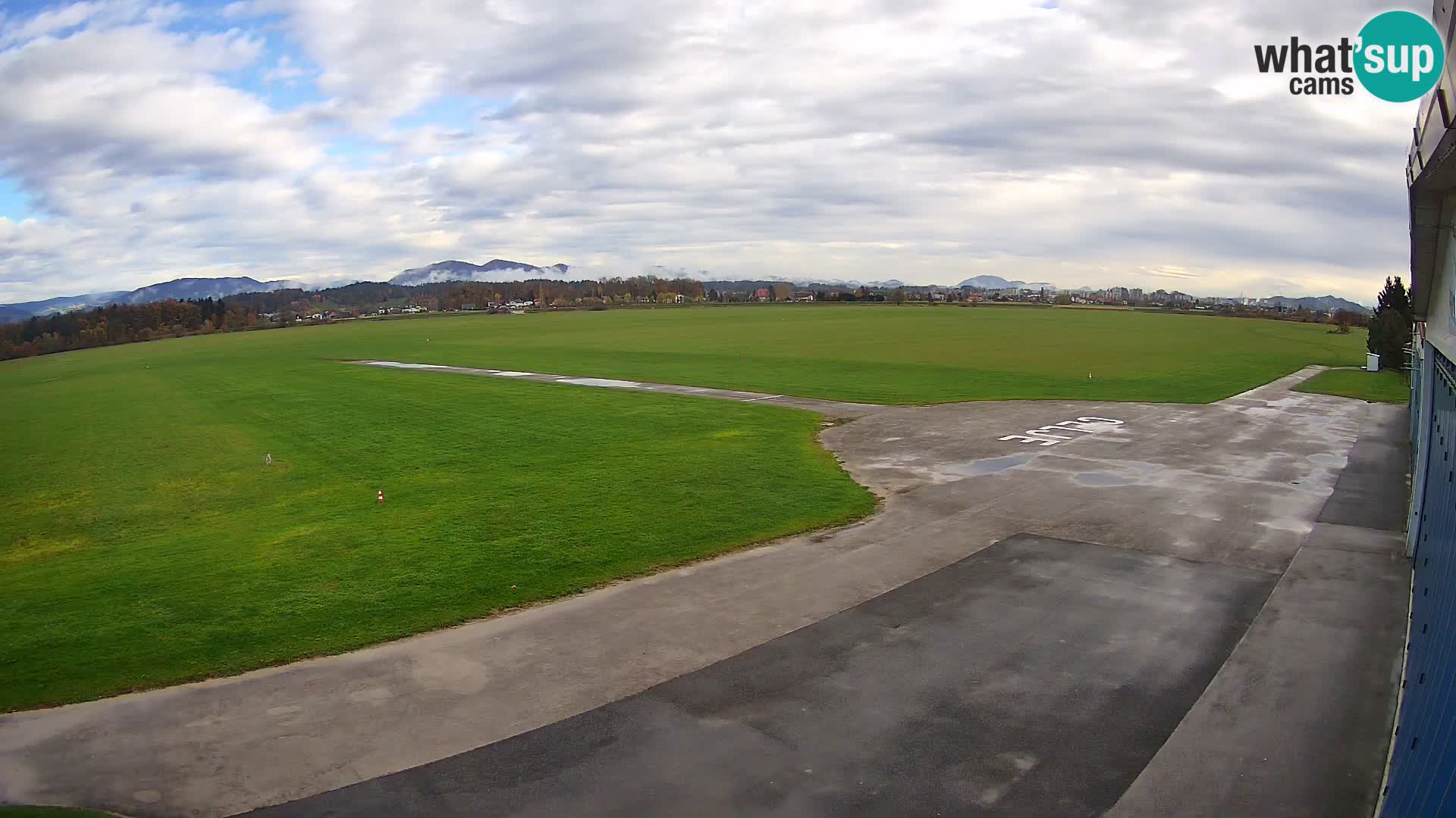 Web kamera Zračna luka Celje | LJCL | Slovenia