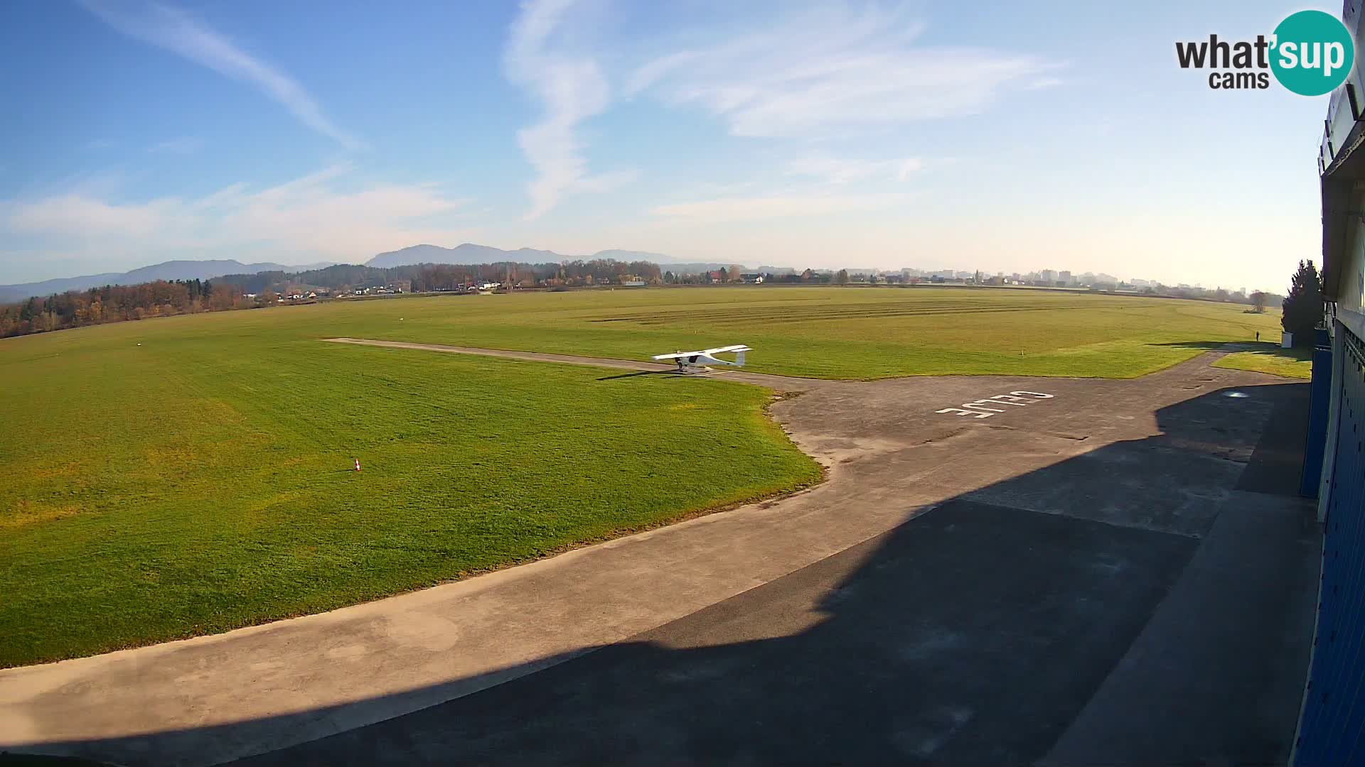 Web kamera Zračna luka Celje | LJCL | Slovenia