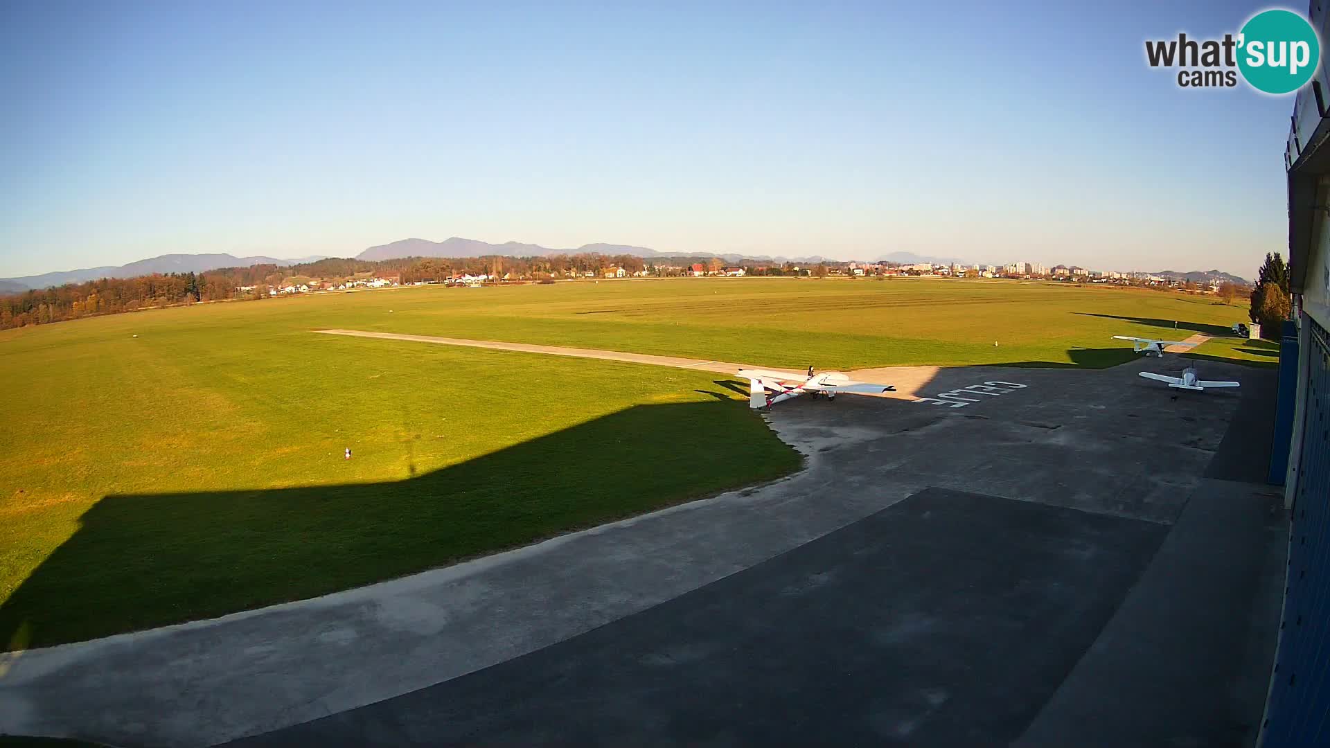 Web kamera Zračna luka Celje | LJCL | Slovenia
