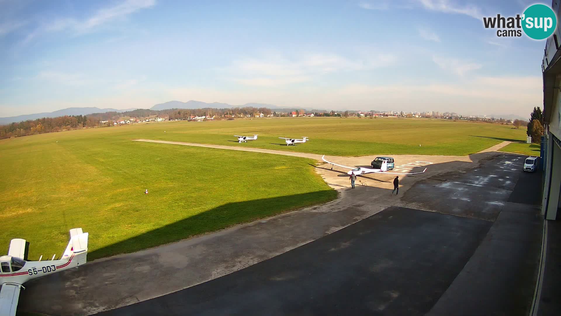 Web kamera Zračna luka Celje | LJCL | Slovenia