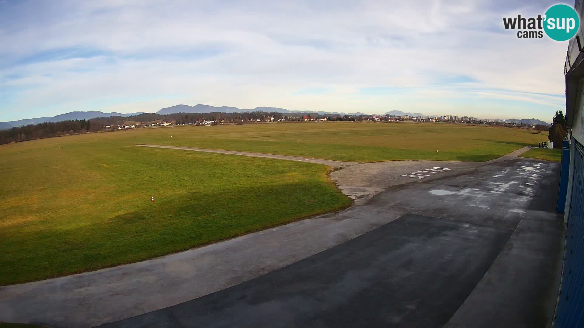 Web kamera Zračna luka Celje | LJCL | Slovenia