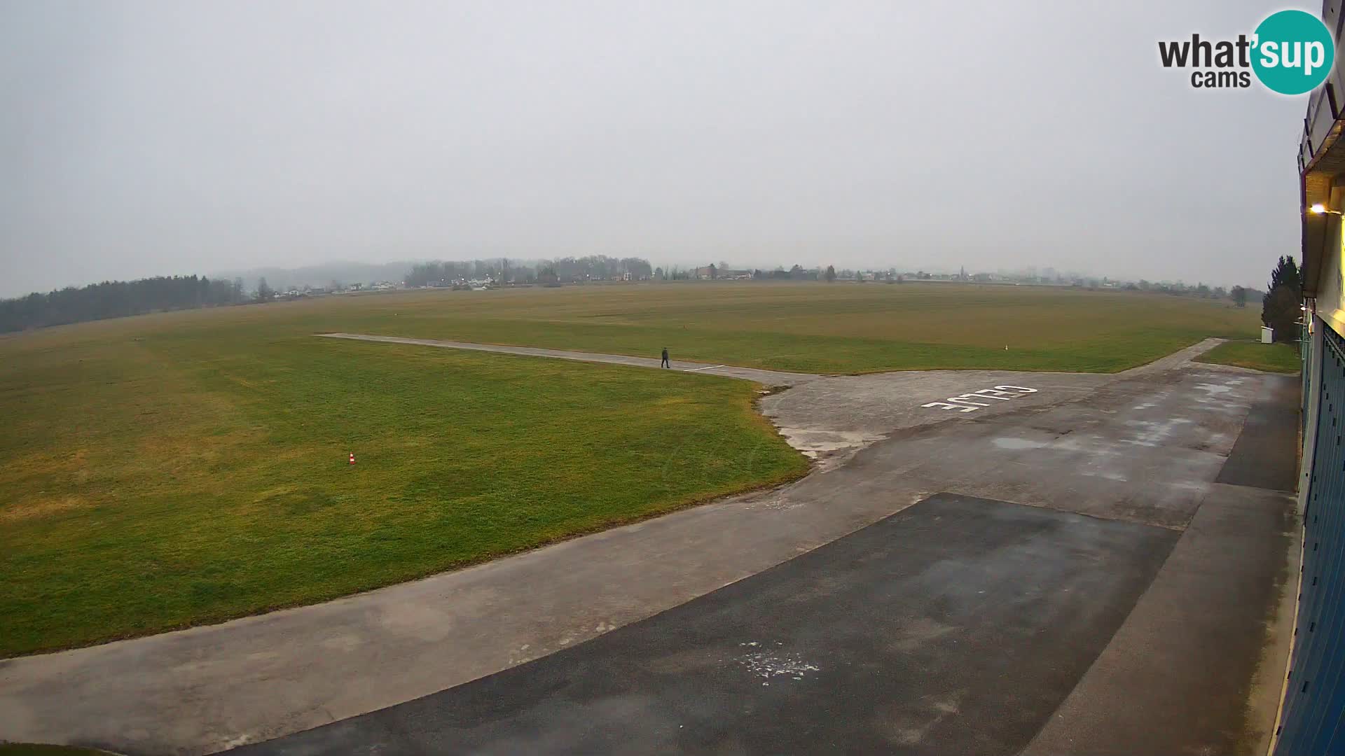 Web kamera Zračna luka Celje | LJCL | Slovenia