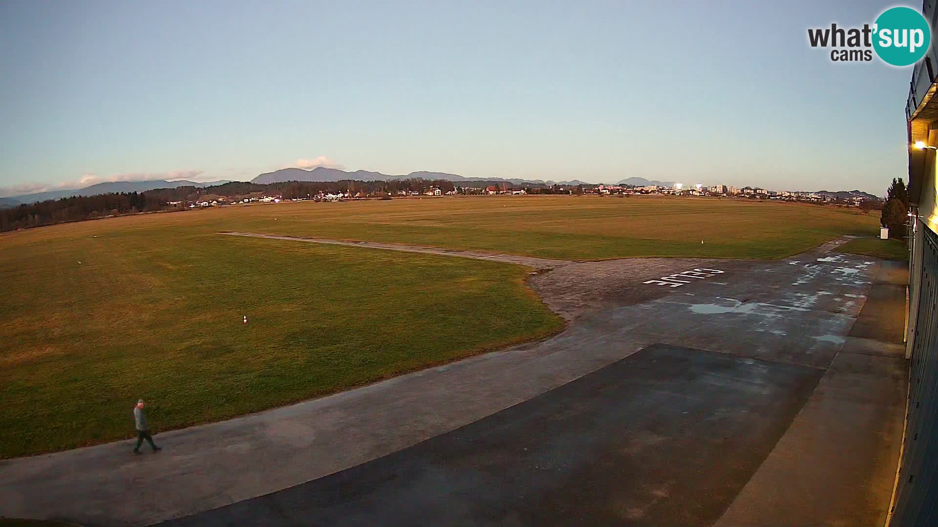 Web kamera Zračna luka Celje | LJCL | Slovenia