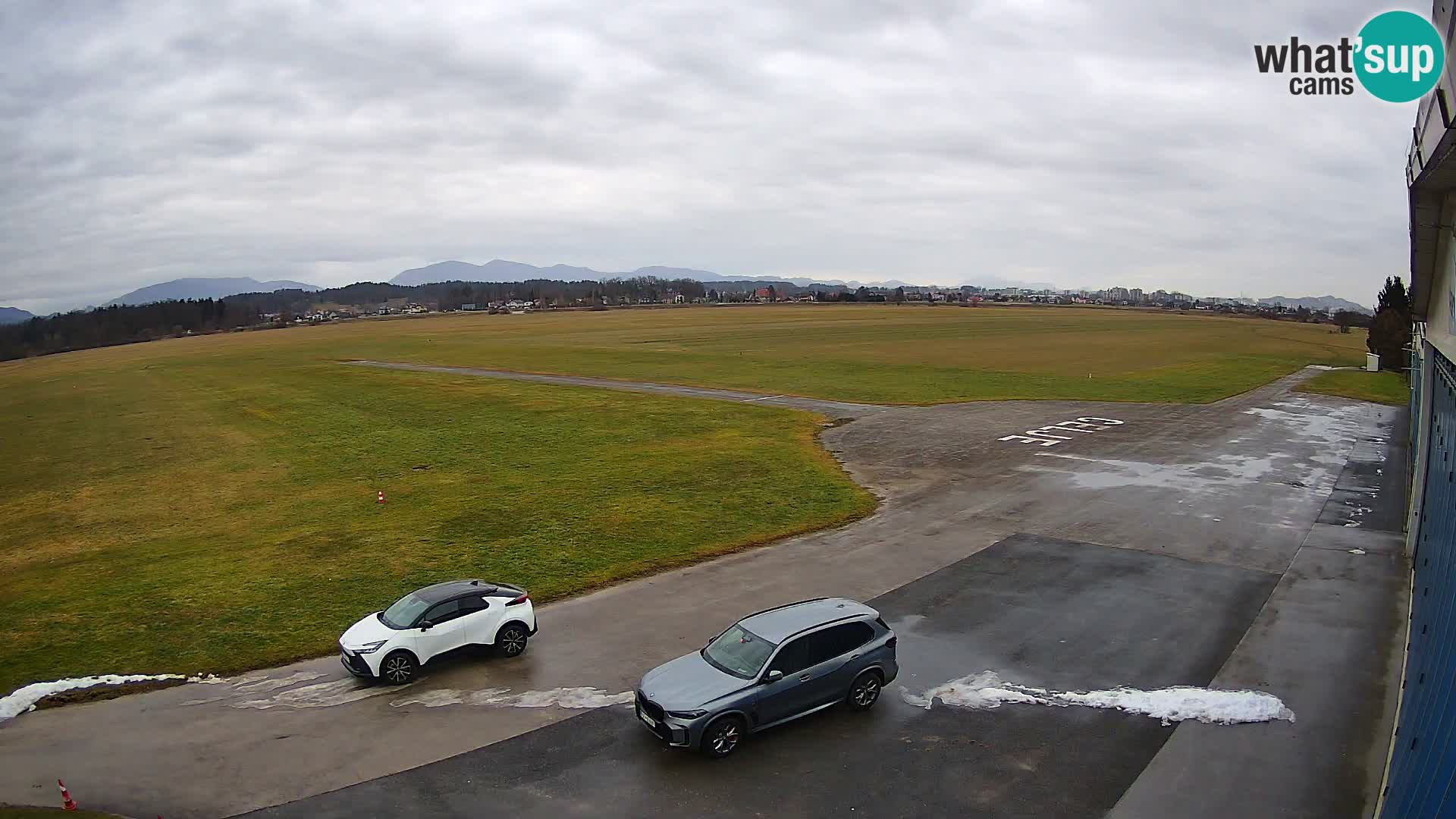 Web kamera Zračna luka Celje | LJCL | Slovenia