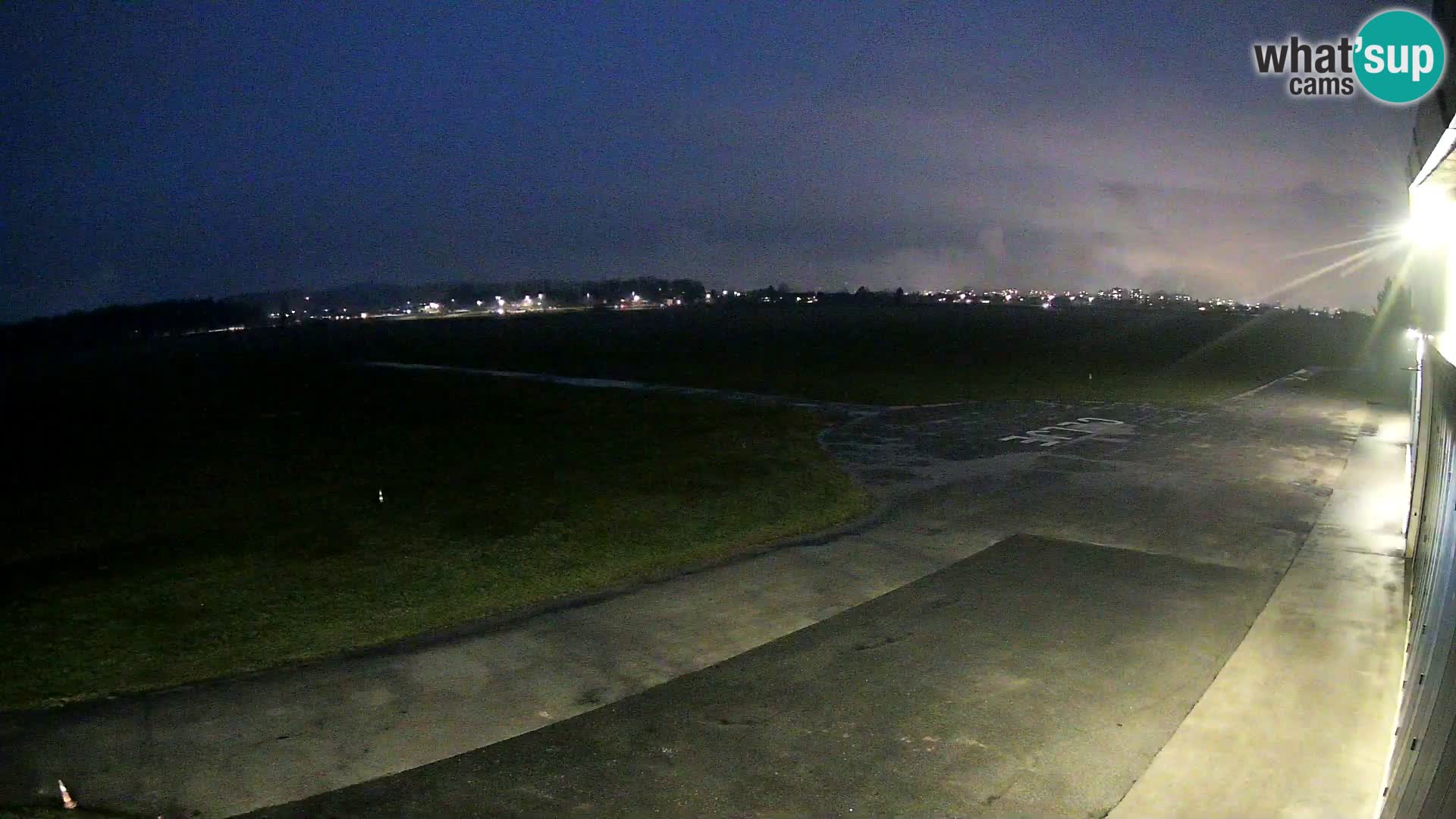 Web kamera Zračna luka Celje | LJCL | Slovenia