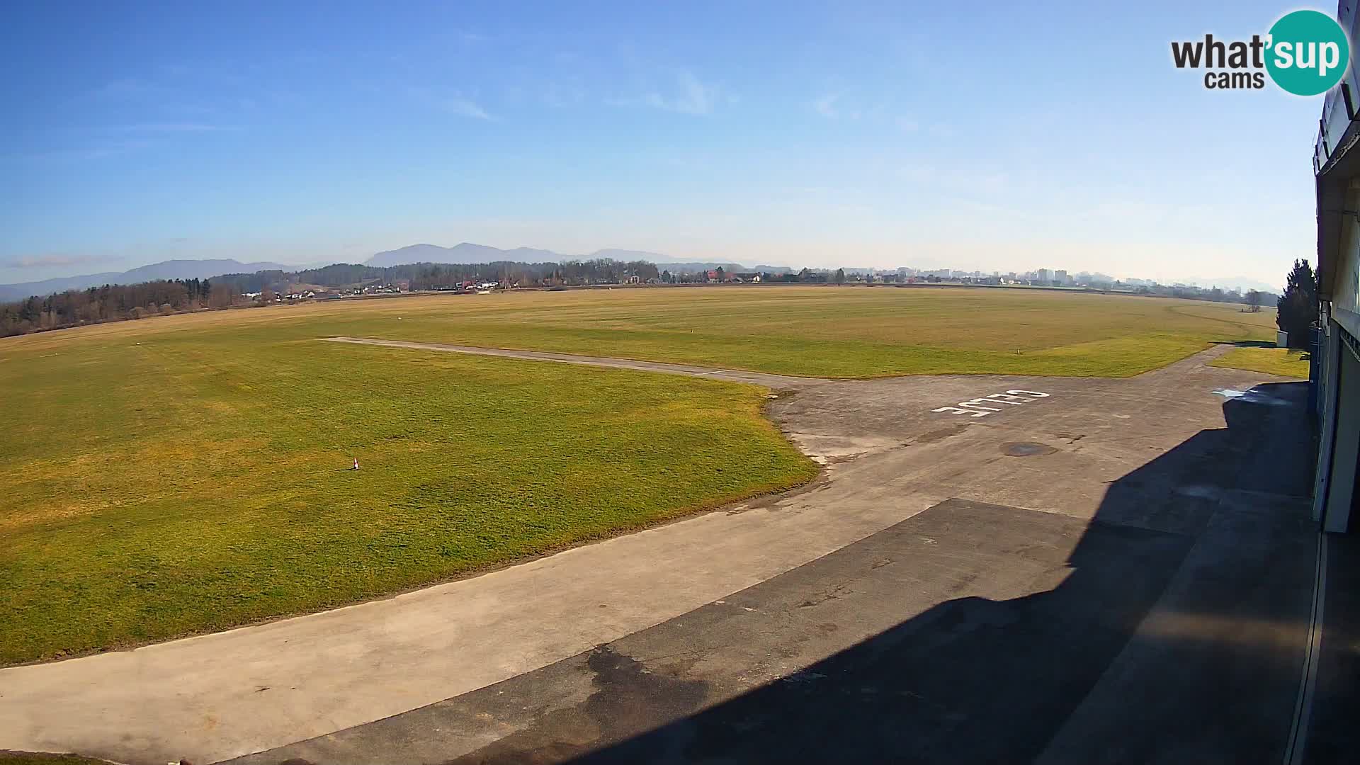 Web kamera Zračna luka Celje | LJCL | Slovenia