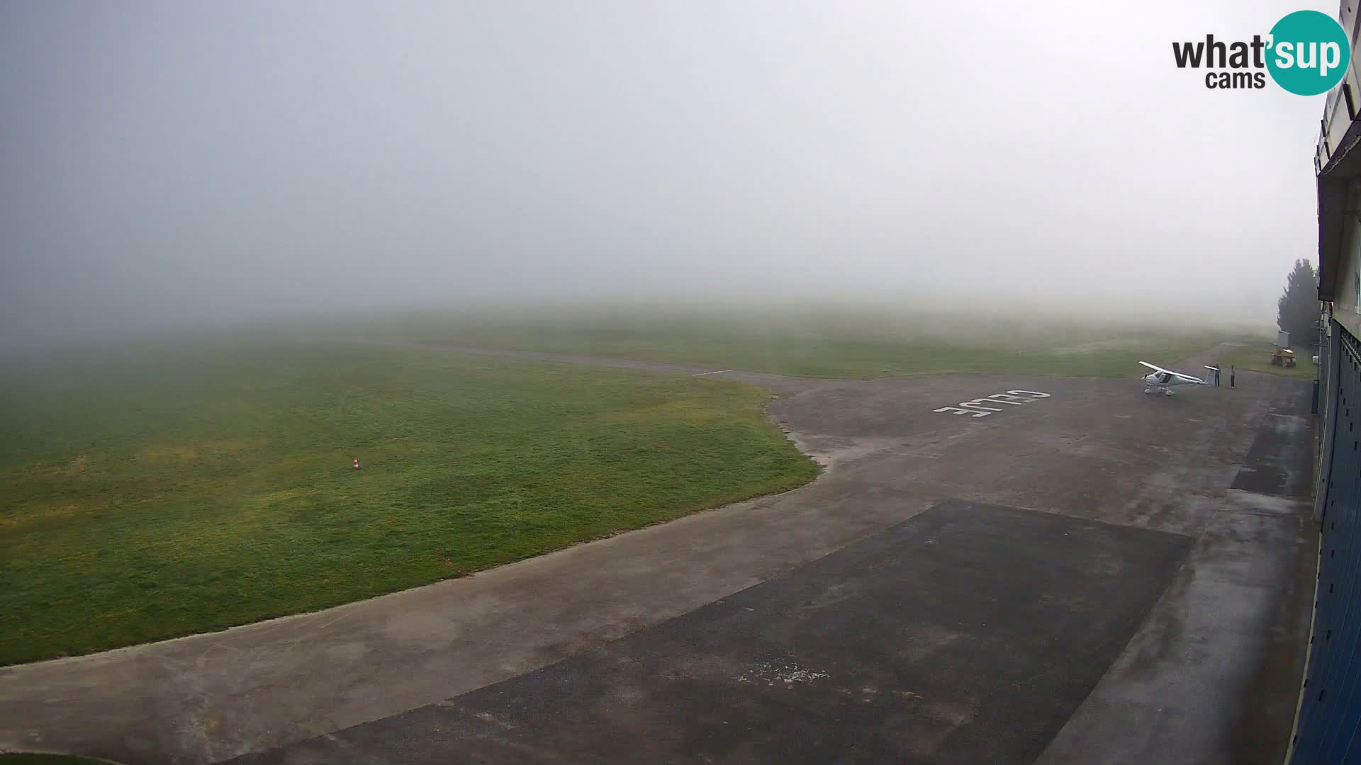 Web kamera Zračna luka Celje | LJCL | Slovenia