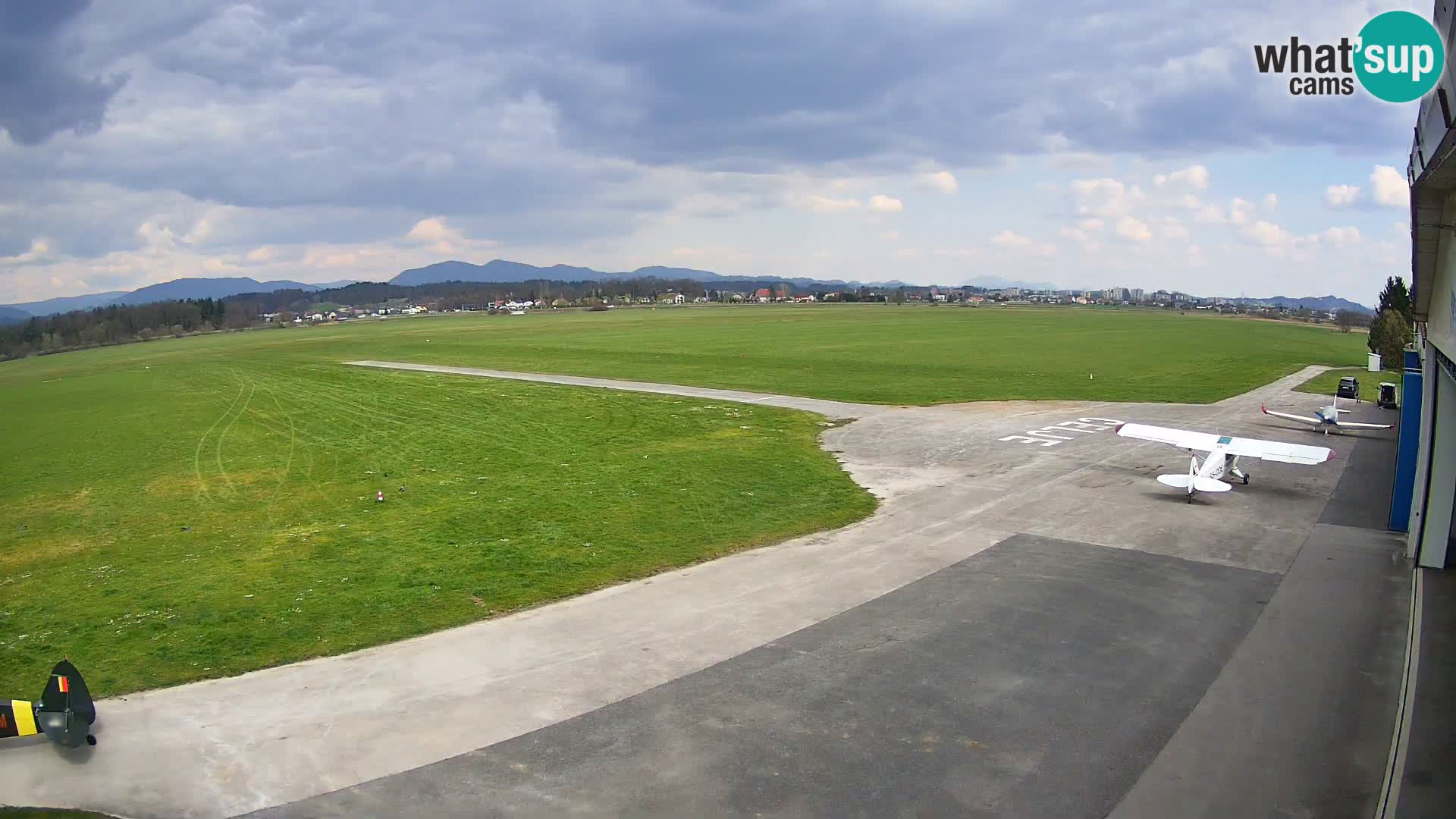 Web kamera Zračna luka Celje | LJCL | Slovenia