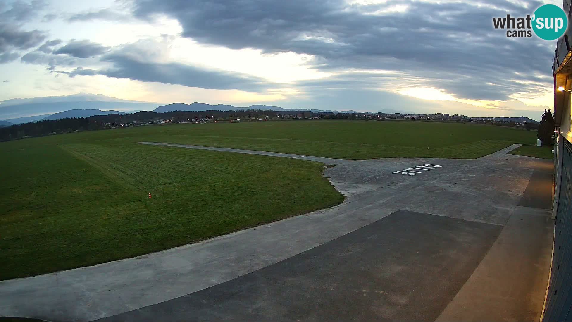 Web kamera Zračna luka Celje | LJCL | Slovenia