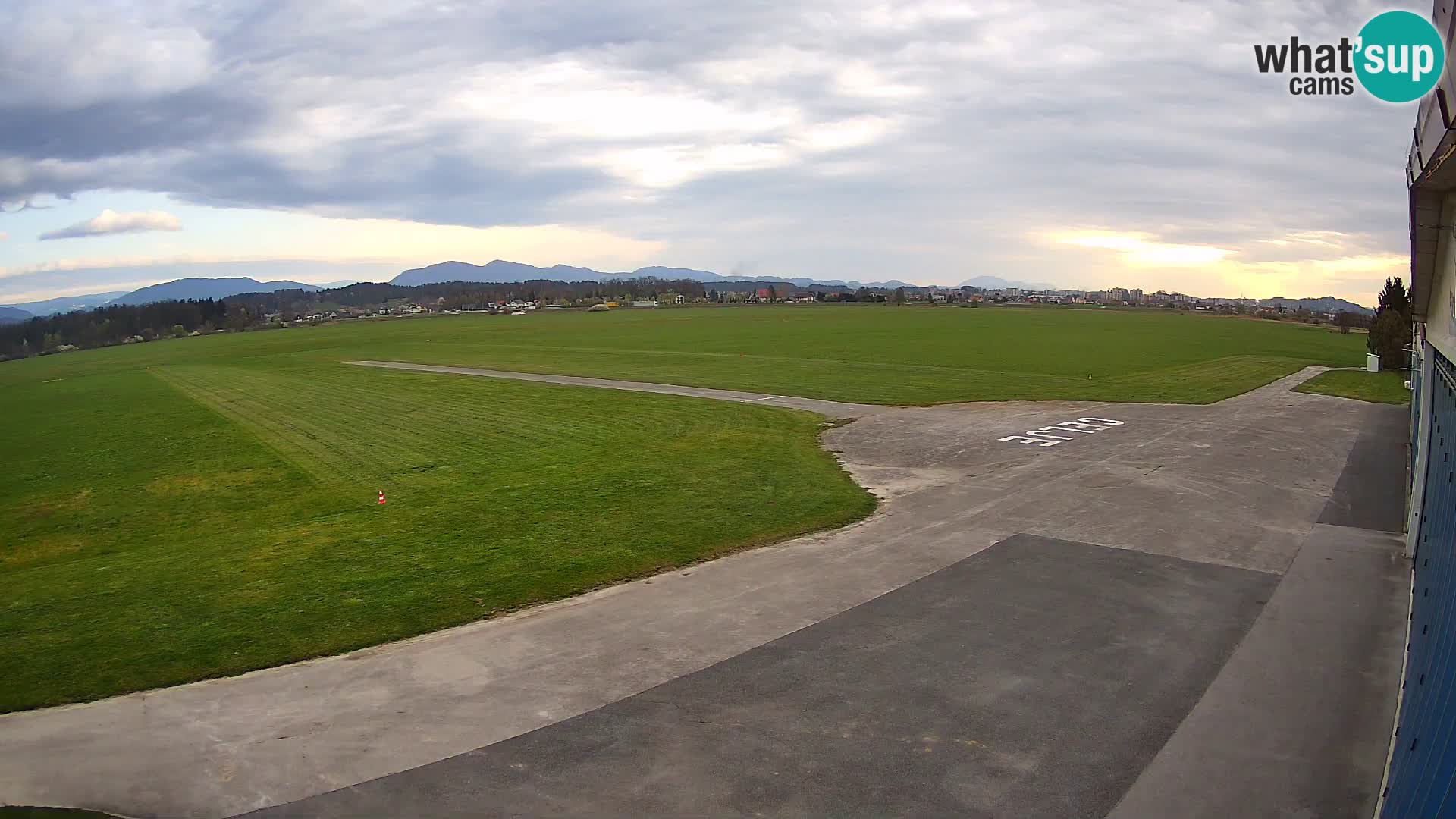 Web kamera Zračna luka Celje | LJCL | Slovenia