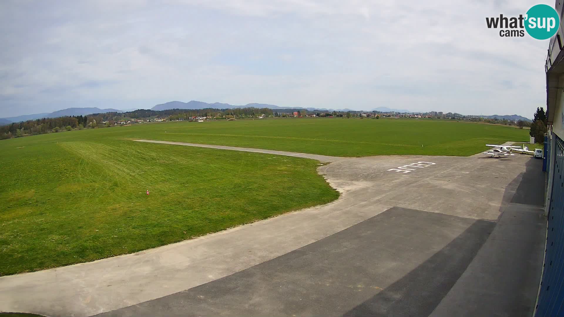 Web kamera Zračna luka Celje | LJCL | Slovenia