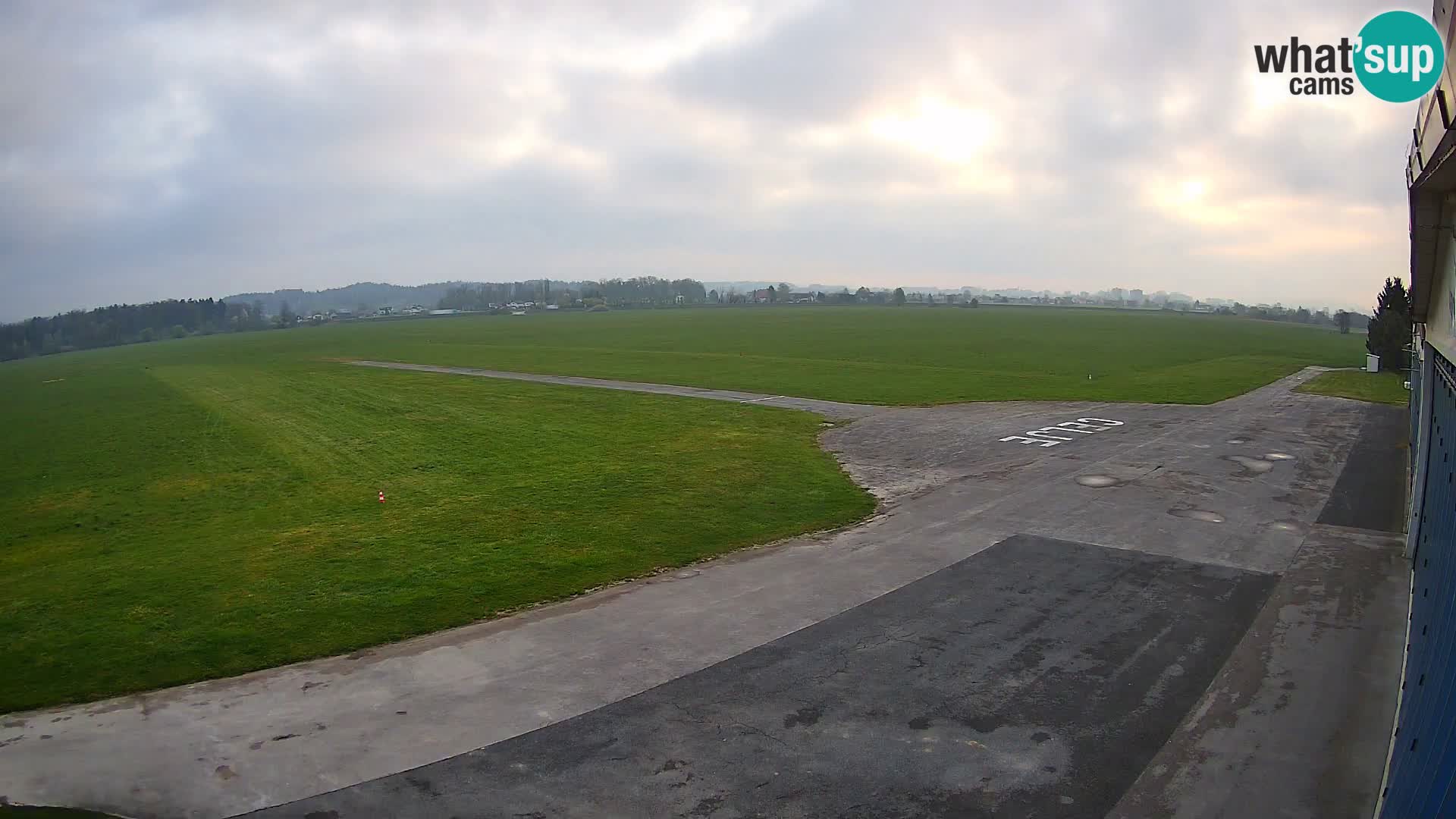 Web kamera Zračna luka Celje | LJCL | Slovenia