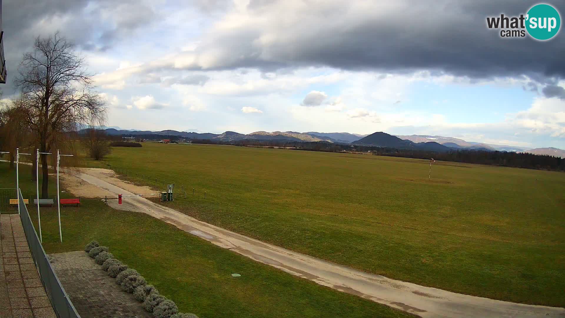 Celje Airfield livecam | LJCL | Slovenia