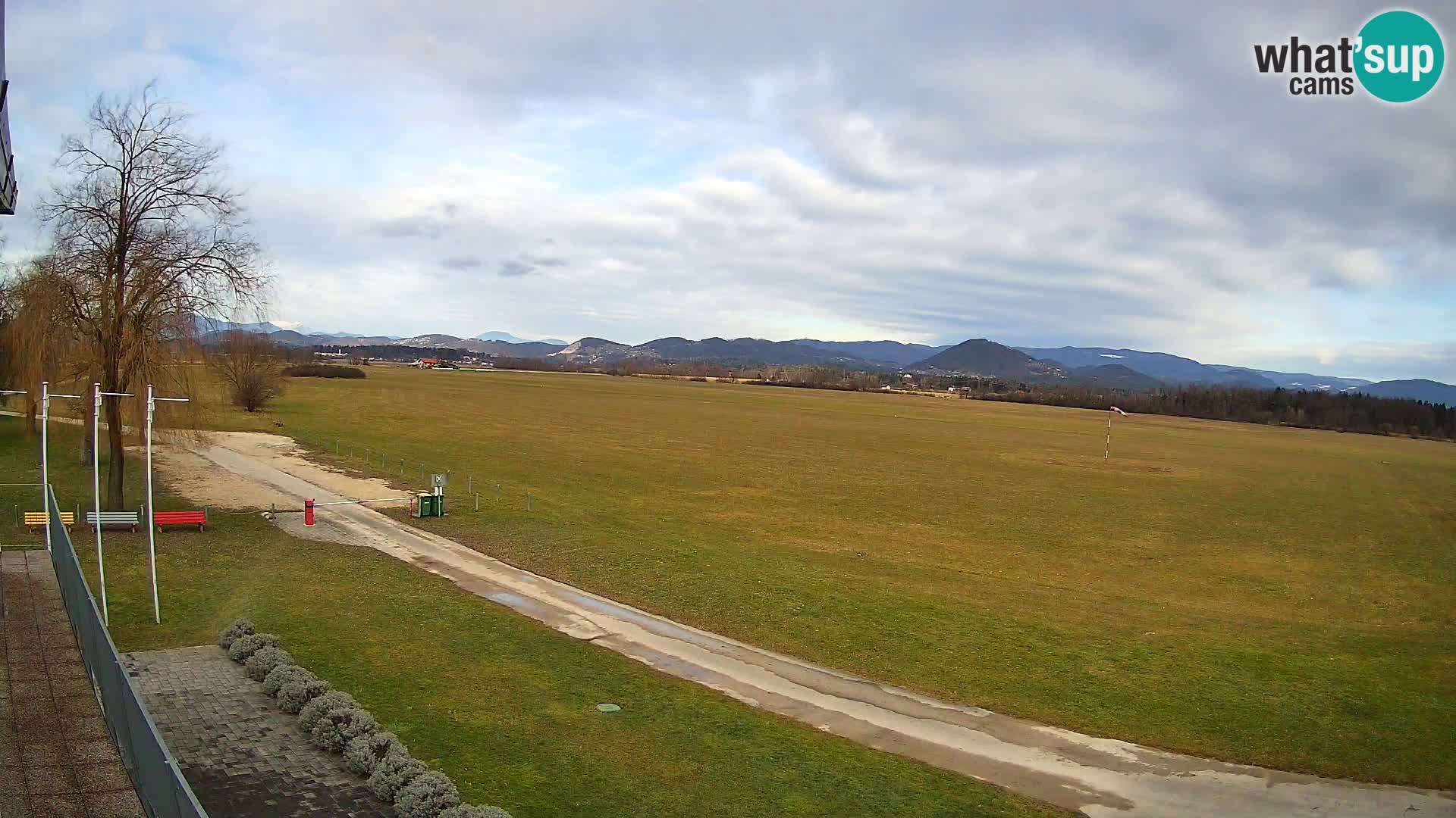 Celje Airfield livecam | LJCL | Slovenia