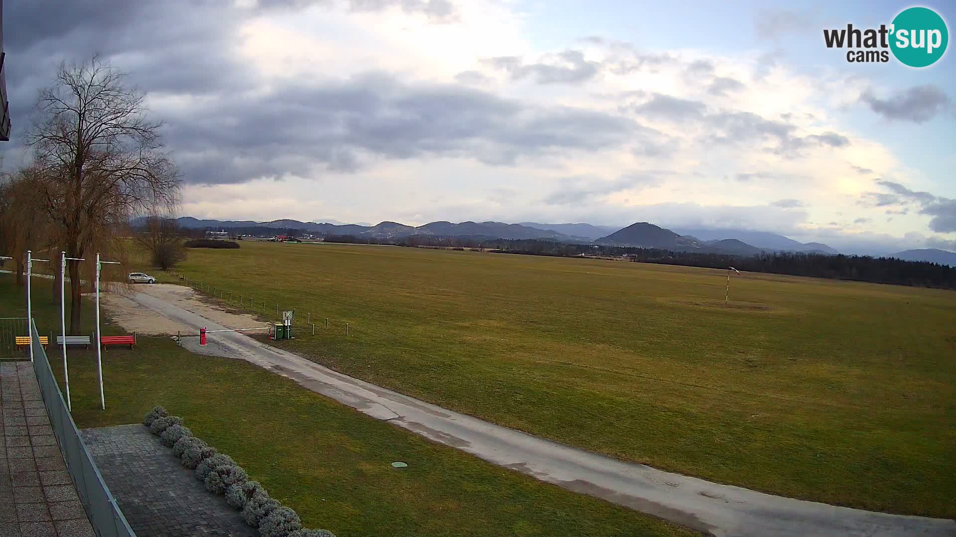 Celje Airfield livecam | LJCL | Slovenia