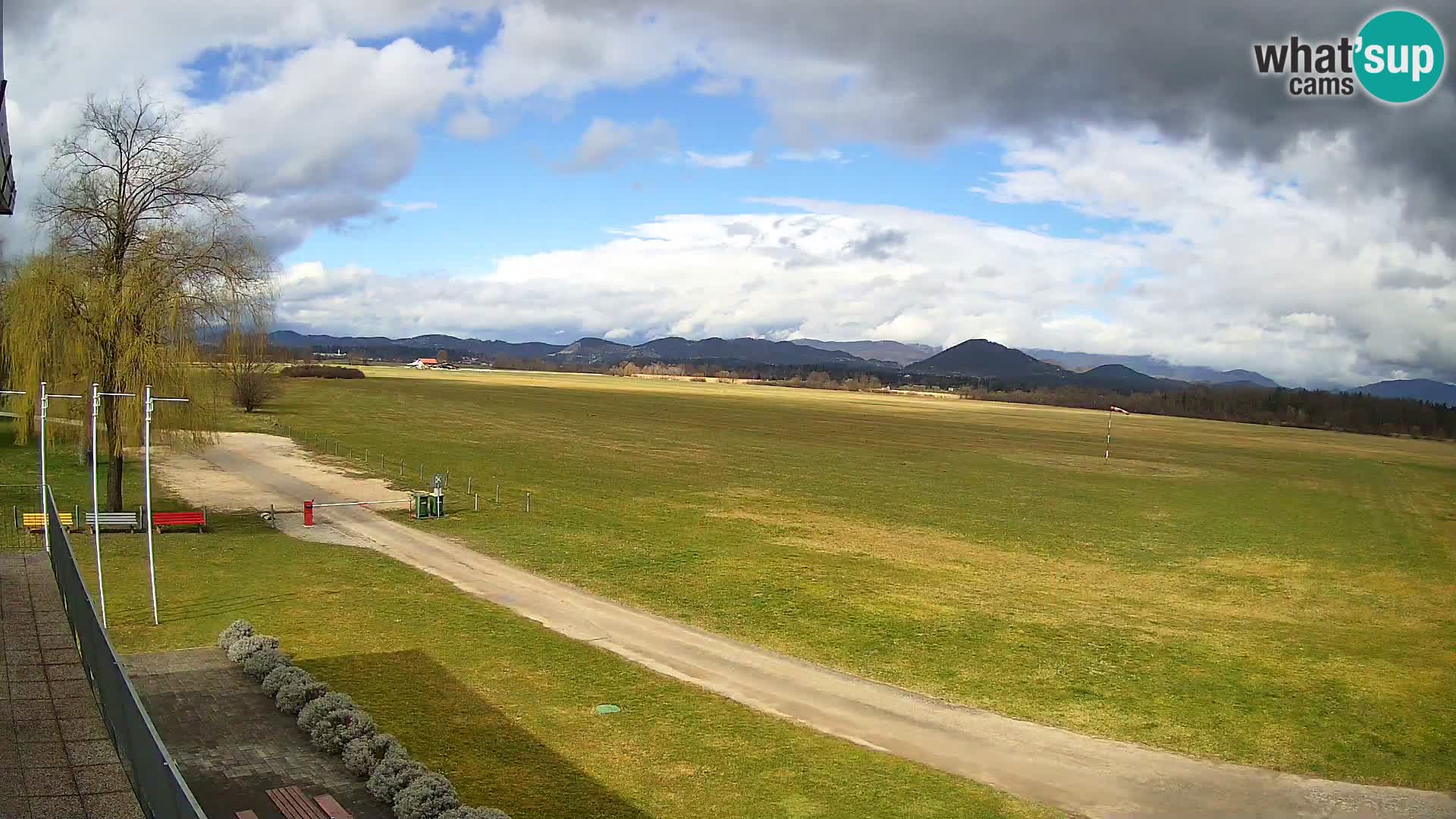 Celje Airfield livecam | LJCL | Slovenia