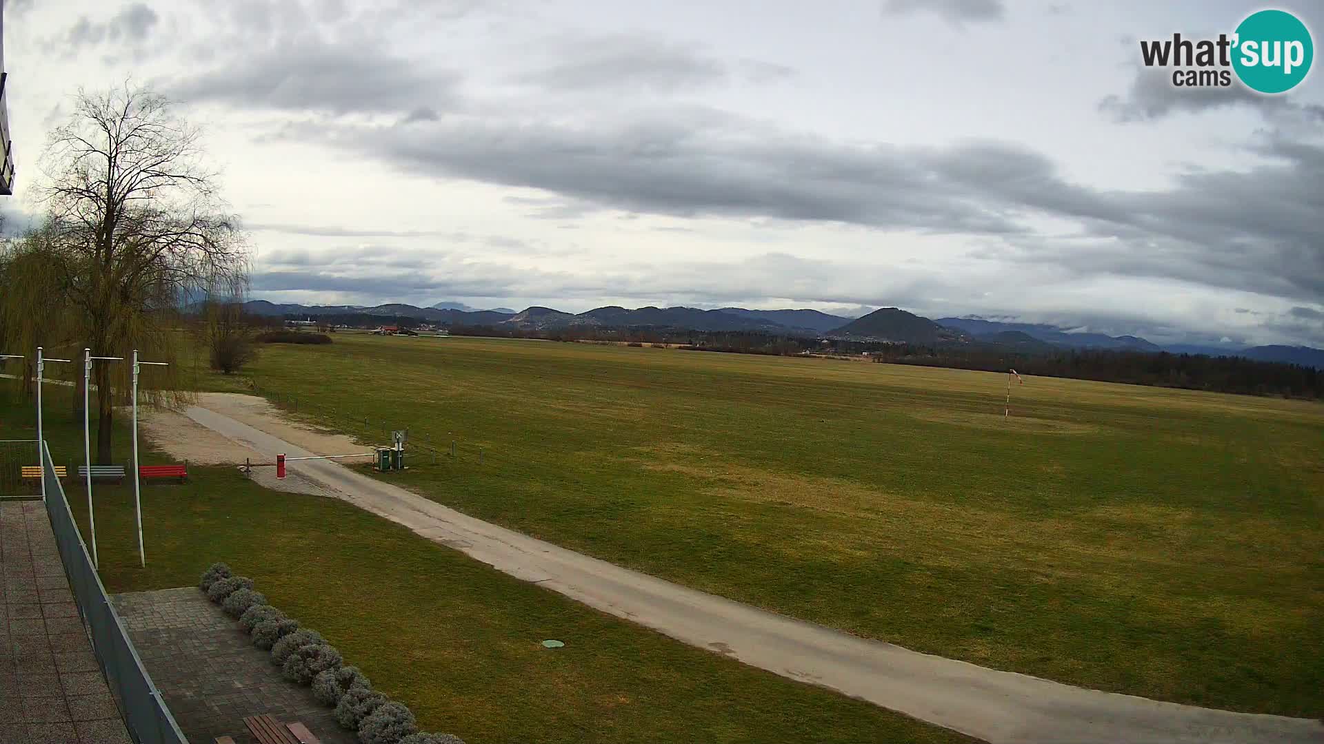 Celje Airfield livecam | LJCL | Slovenia