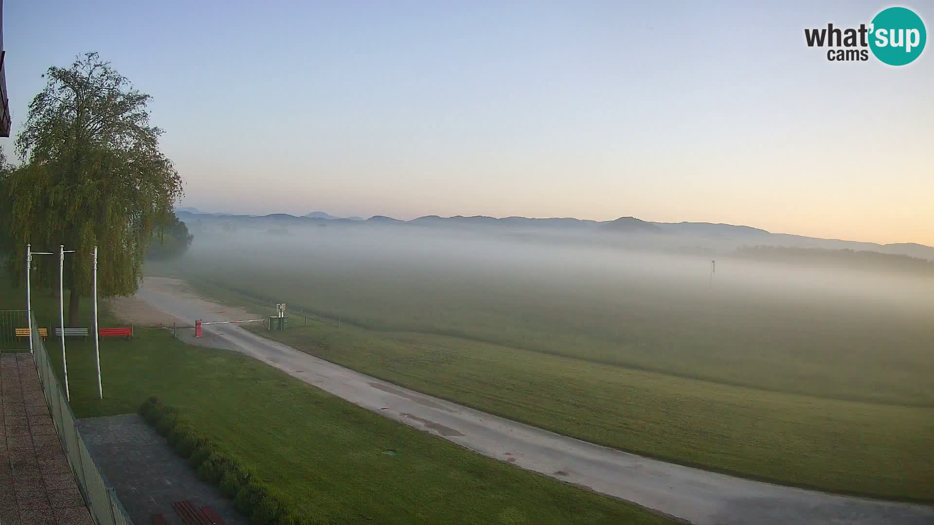 Spletna kamera Aeroklub Celje | LJCL