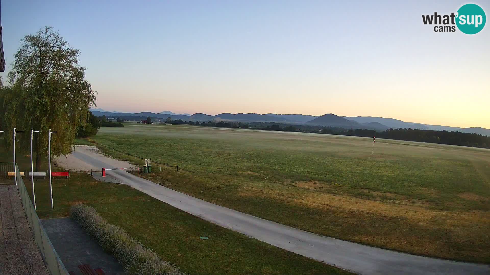 Spletna kamera Aeroklub Celje | LJCL