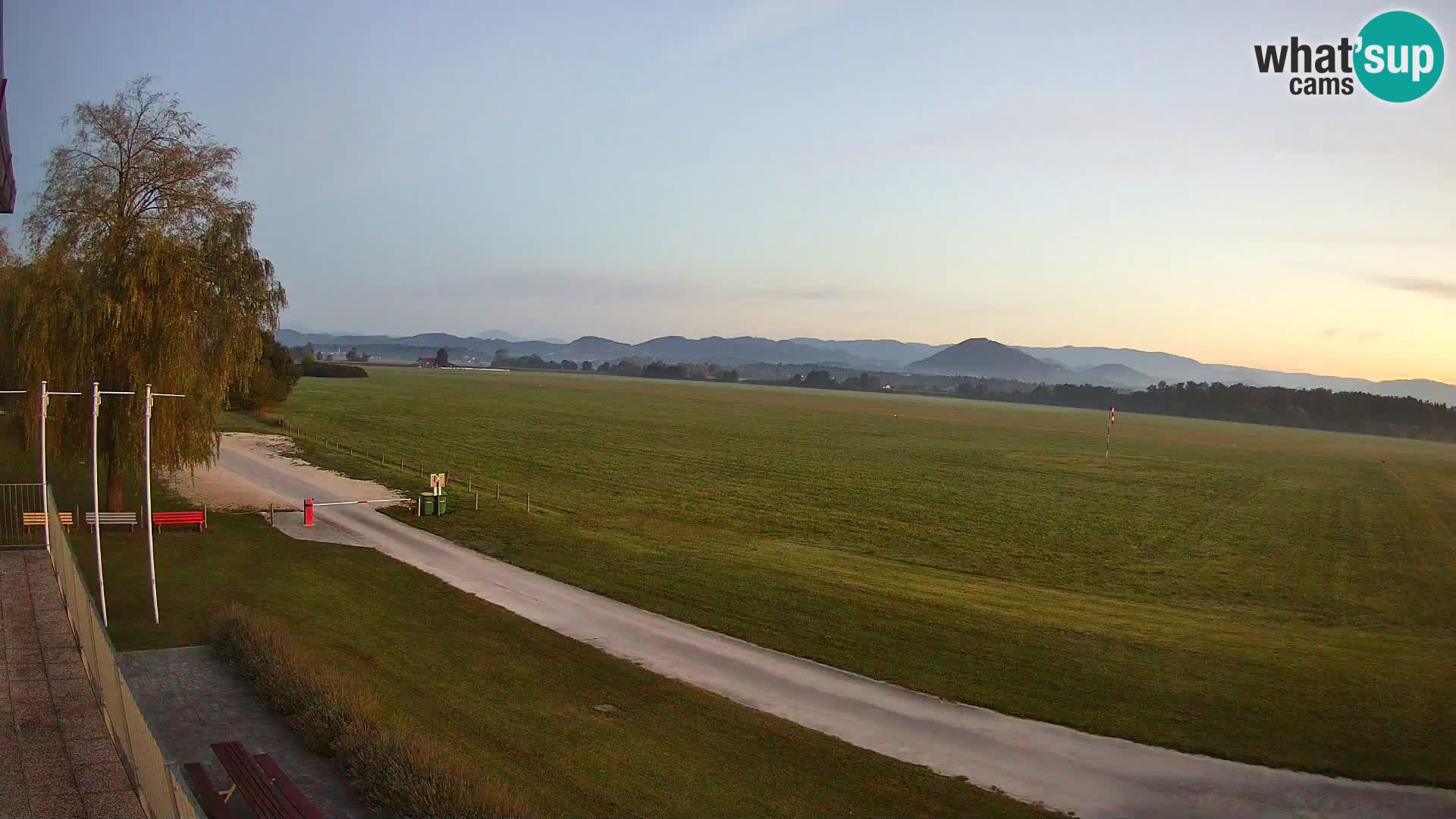 Spletna kamera Aeroklub Celje | LJCL