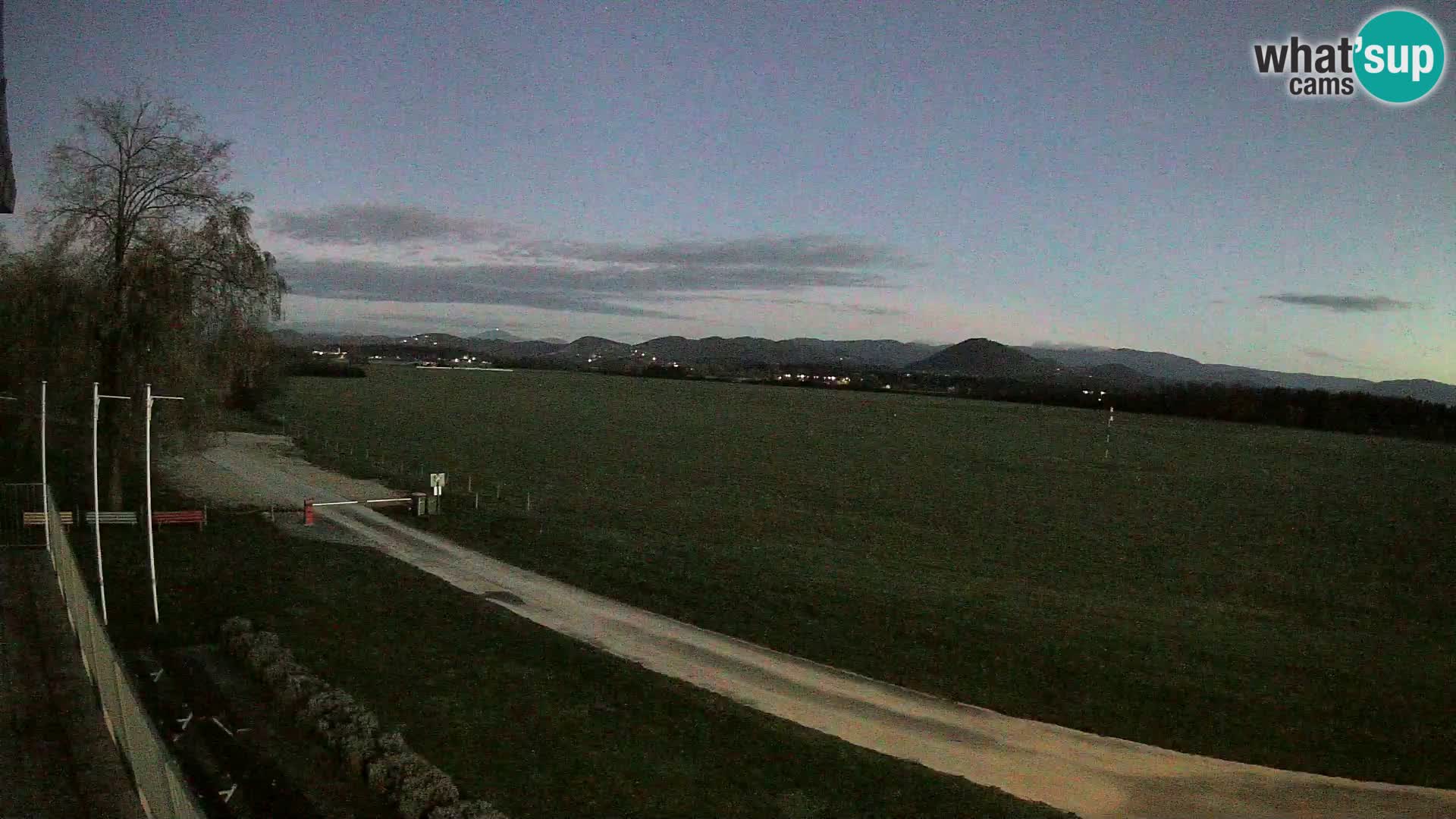 Spletna kamera Aeroklub Celje | LJCL