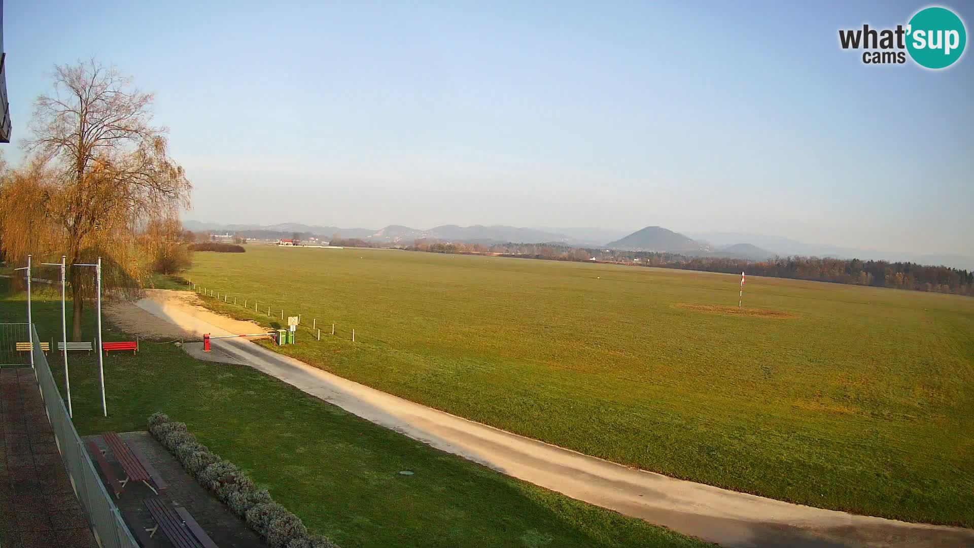 Spletna kamera Aeroklub Celje | LJCL