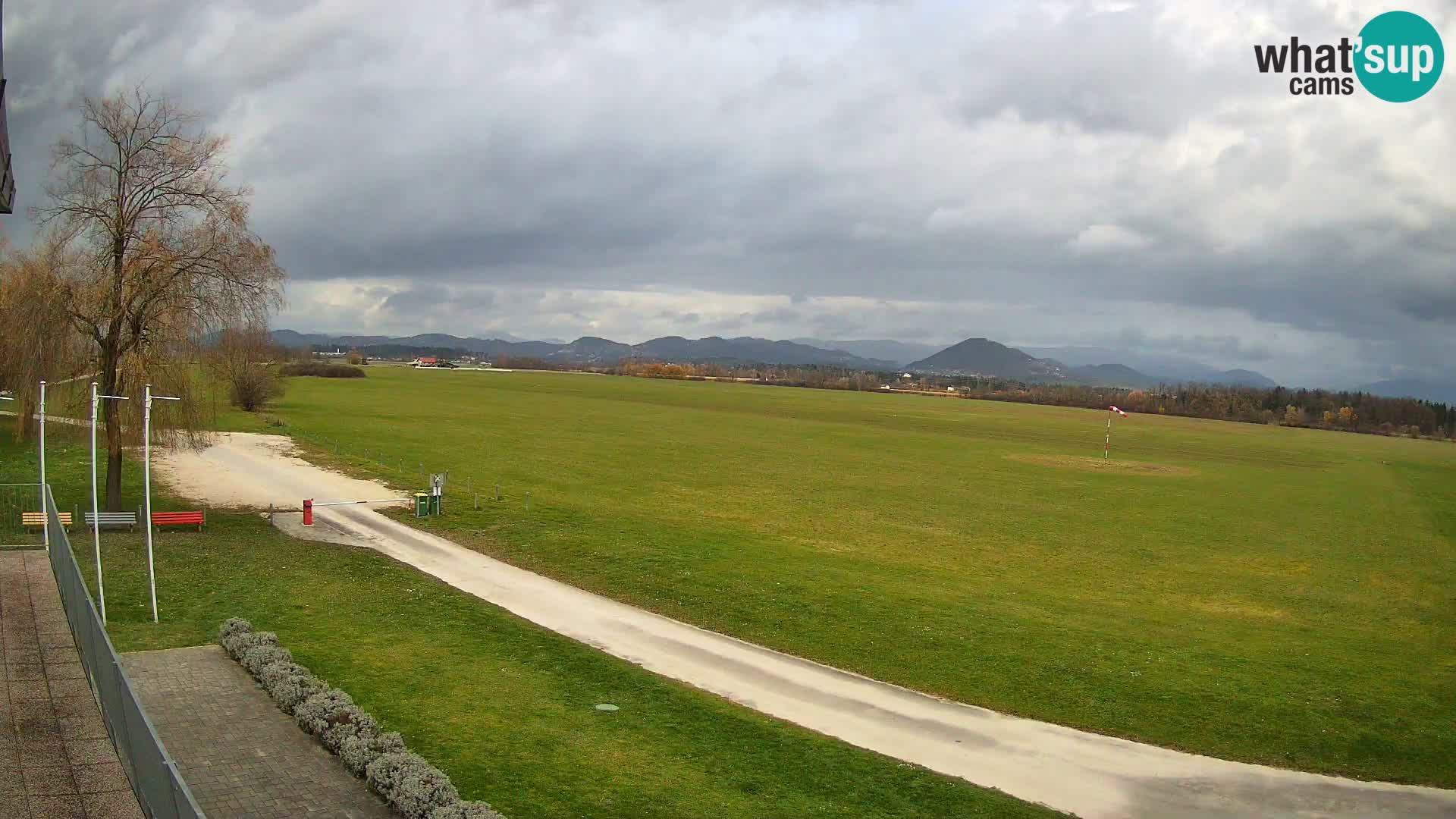 Celje Airfield livecam | LJCL | Slovenia