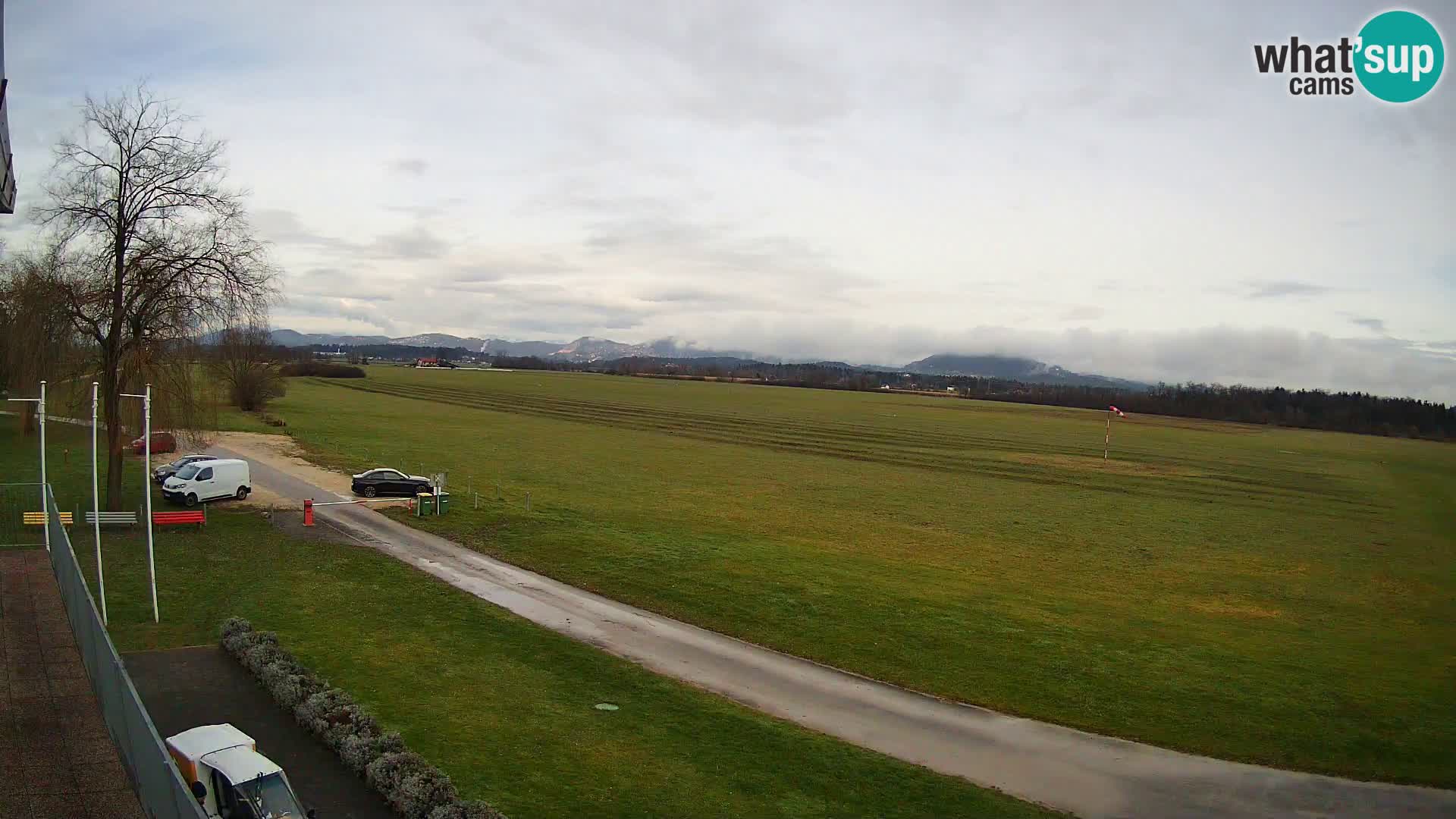 Spletna kamera Aeroklub Celje | LJCL