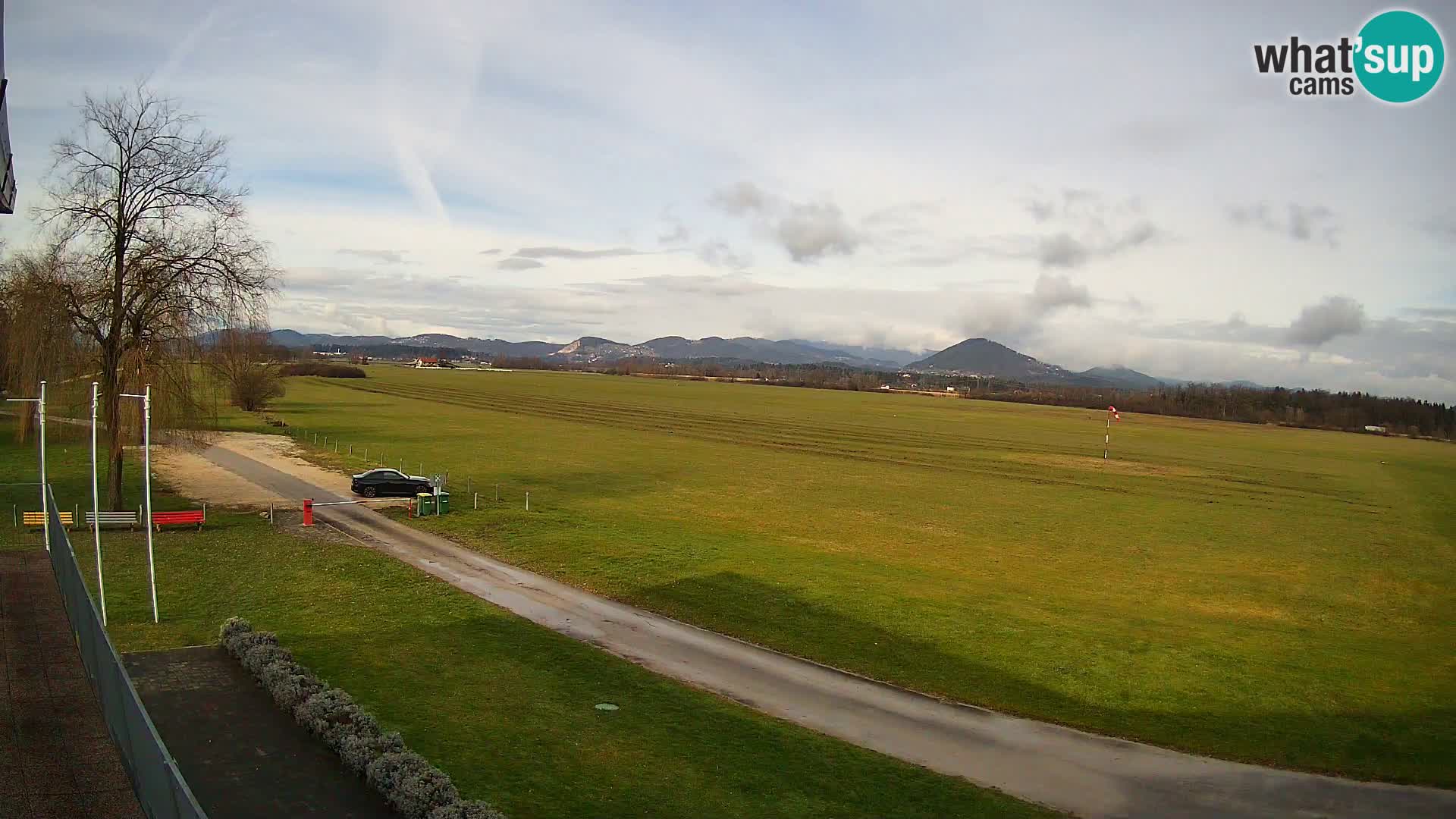 Spletna kamera Aeroklub Celje | LJCL