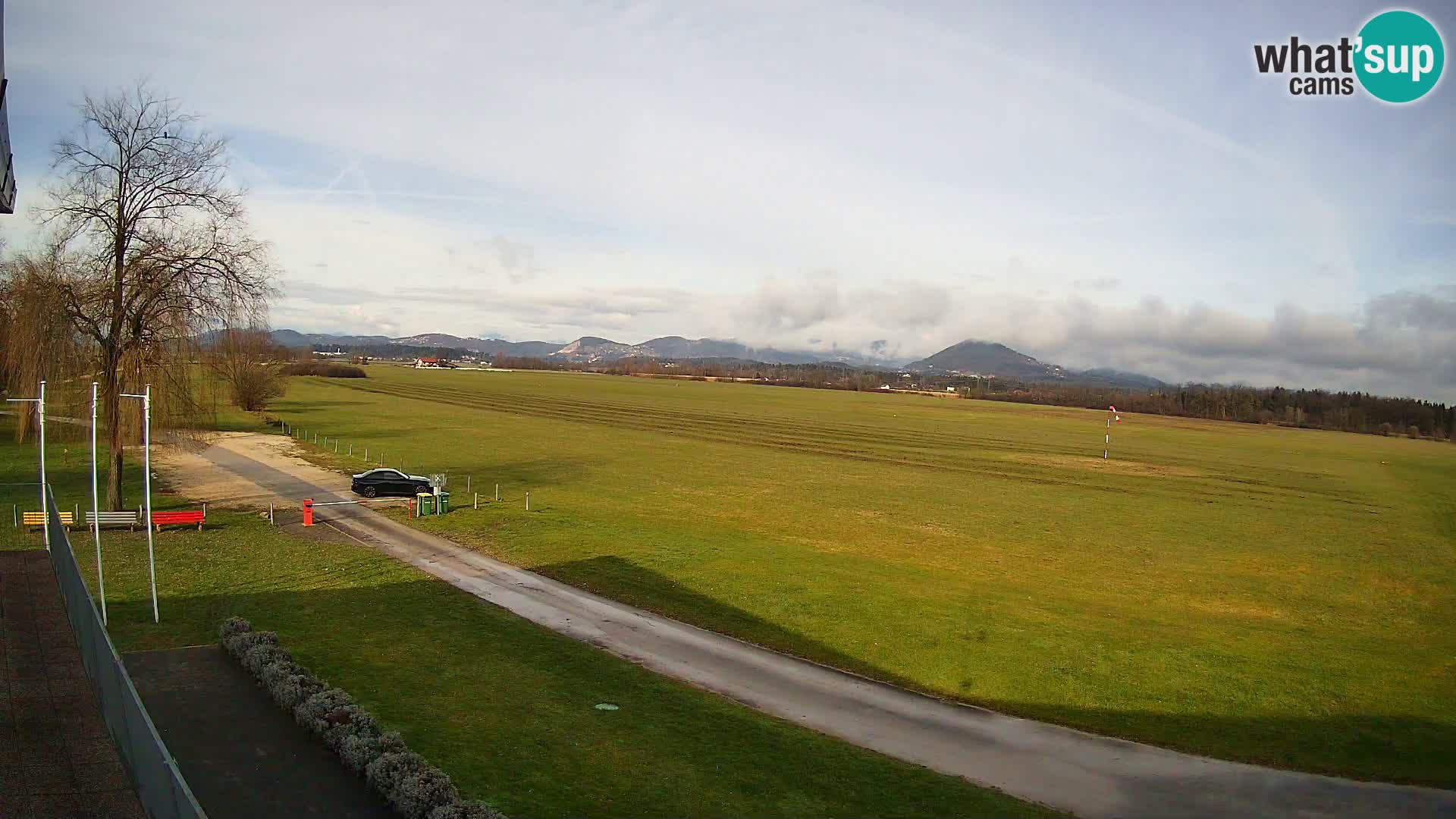 Spletna kamera Aeroklub Celje | LJCL