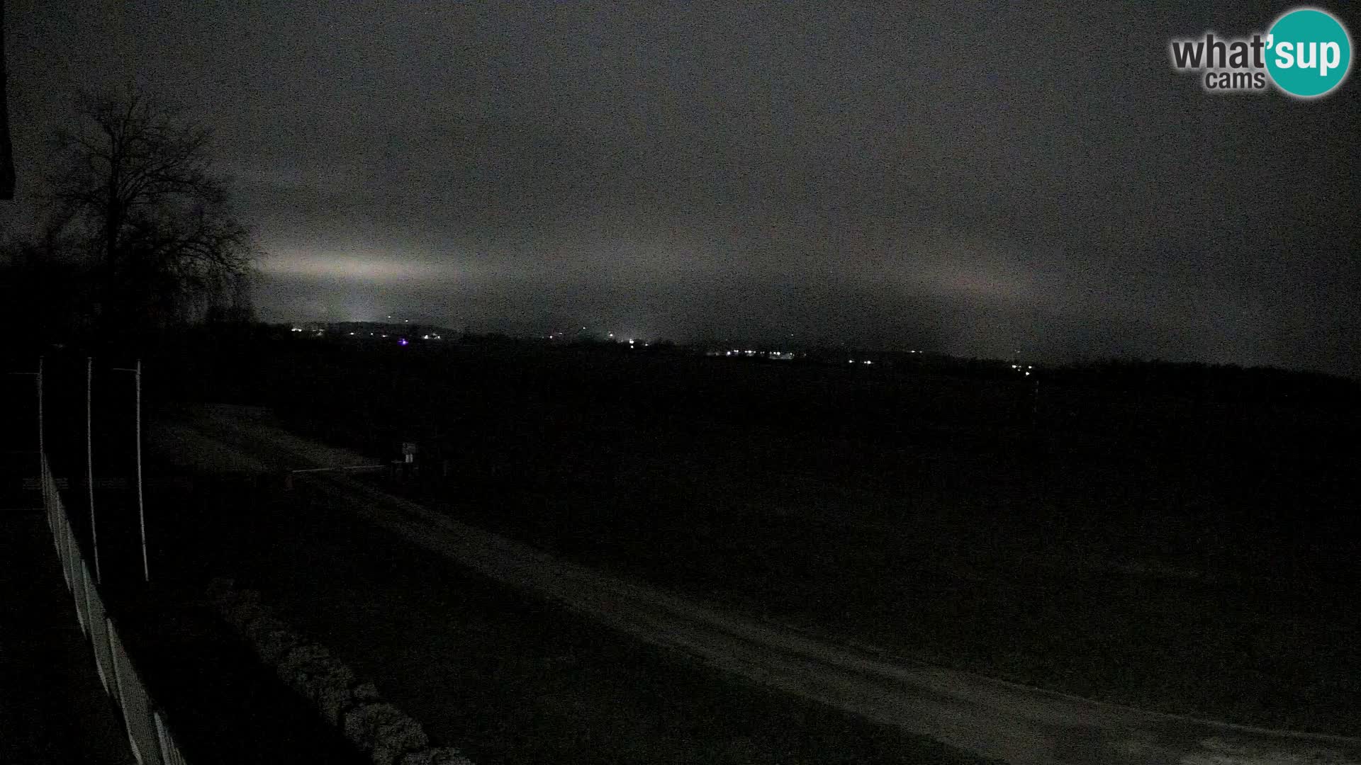 Celje Airfield livecam | LJCL | Slovenia