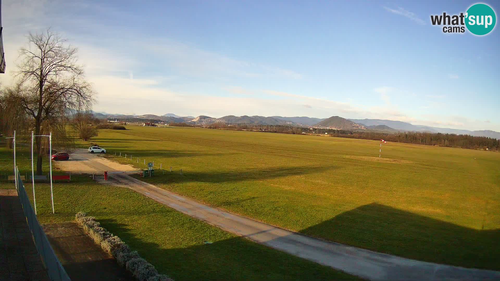 Spletna kamera Aeroklub Celje | LJCL