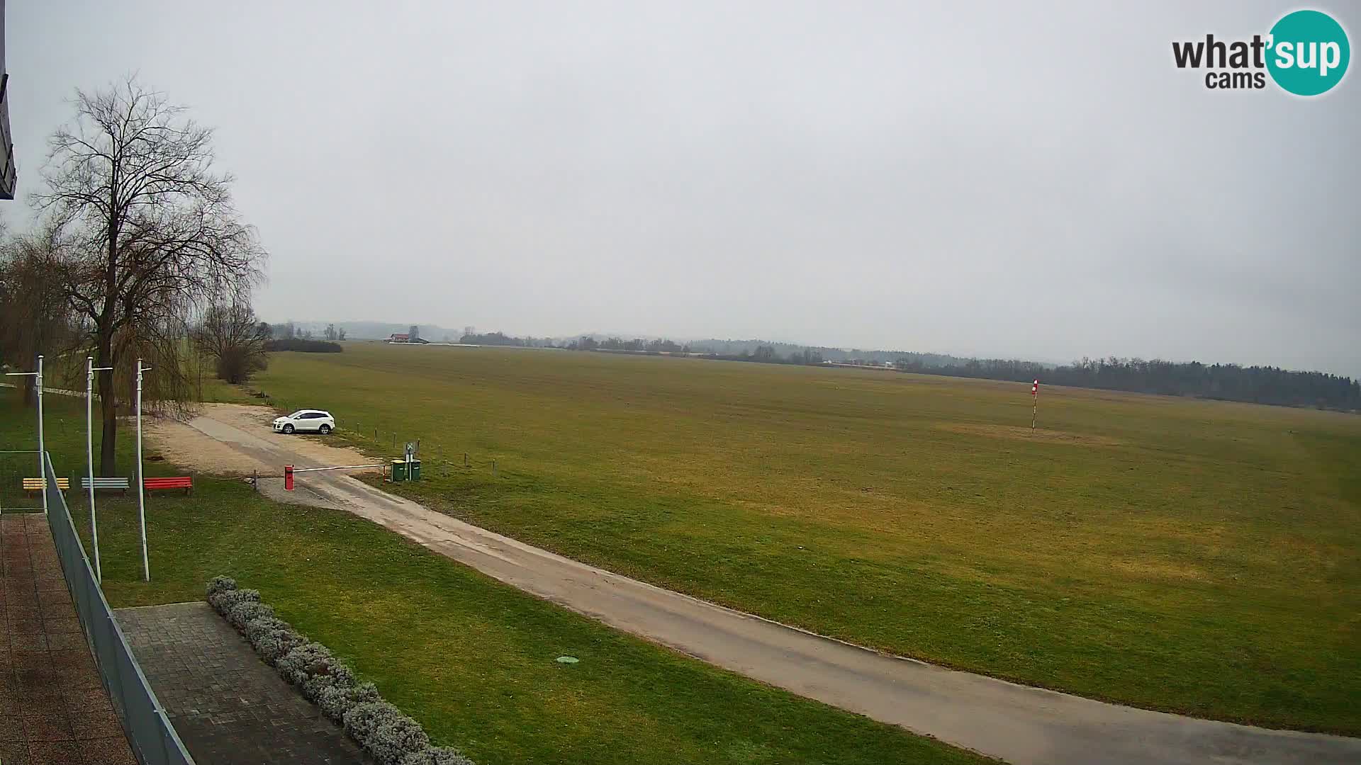 Spletna kamera Aeroklub Celje | LJCL