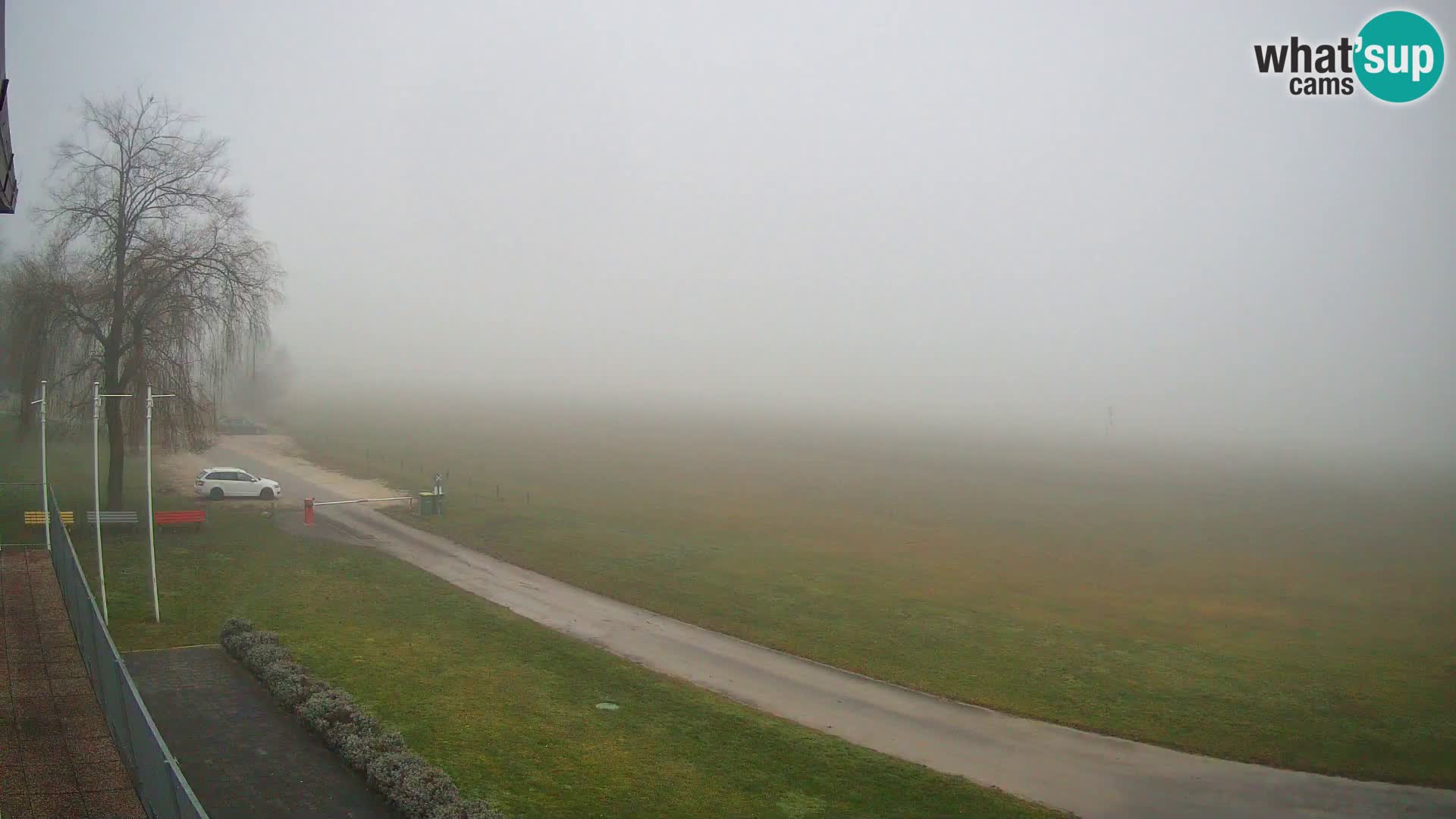 Spletna kamera Aeroklub Celje | LJCL