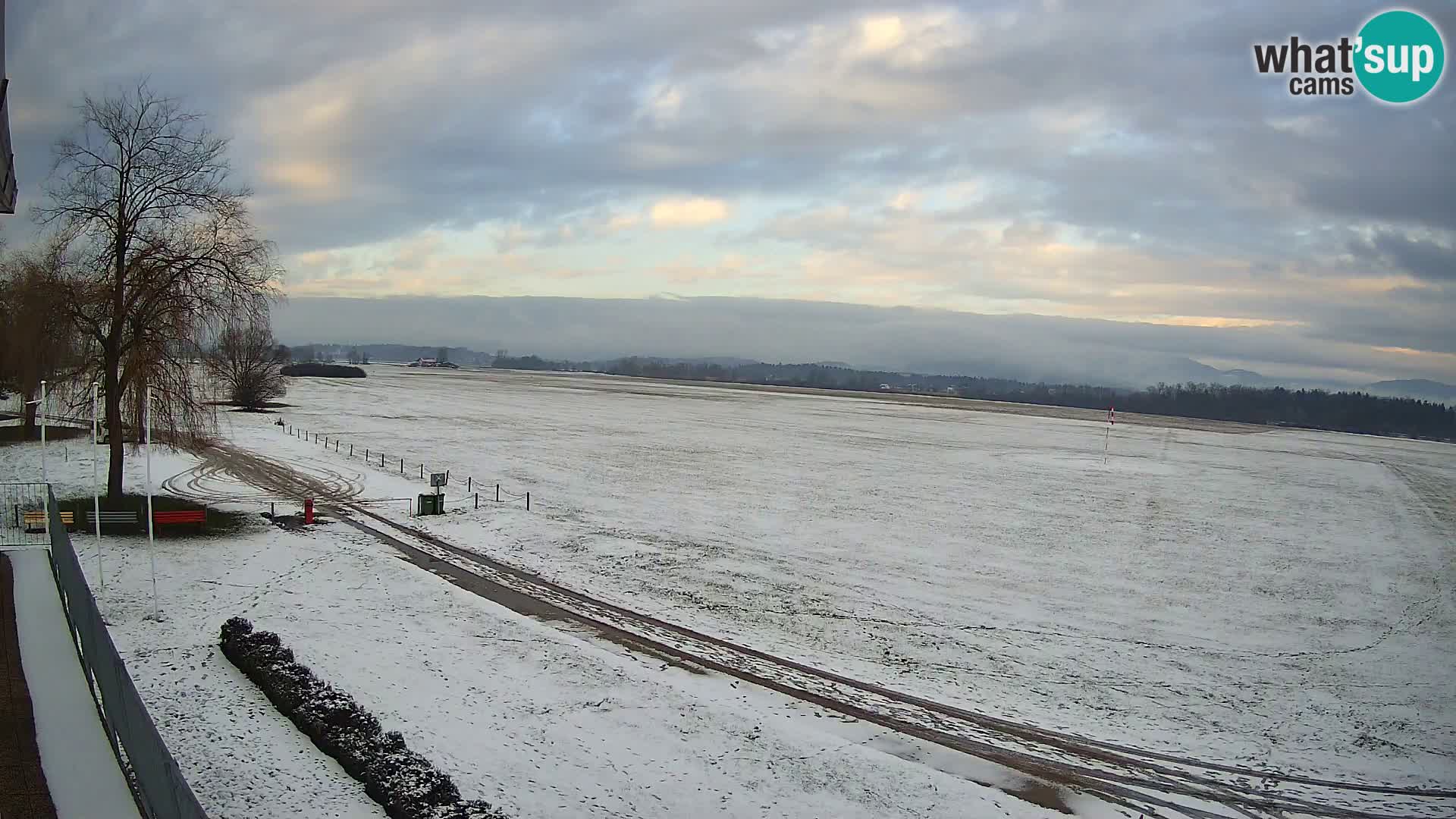 Celje Airfield livecam | LJCL | Slovenia