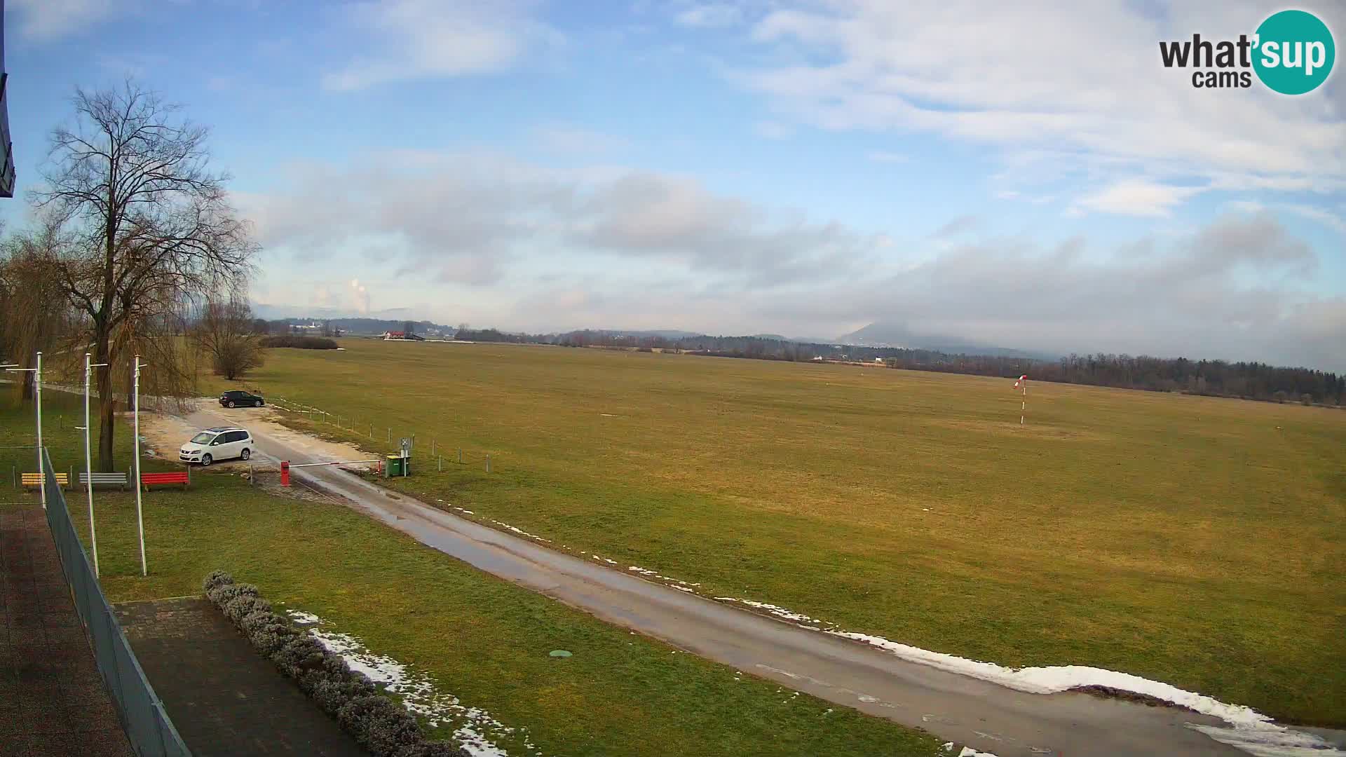 Spletna kamera Aeroklub Celje | LJCL