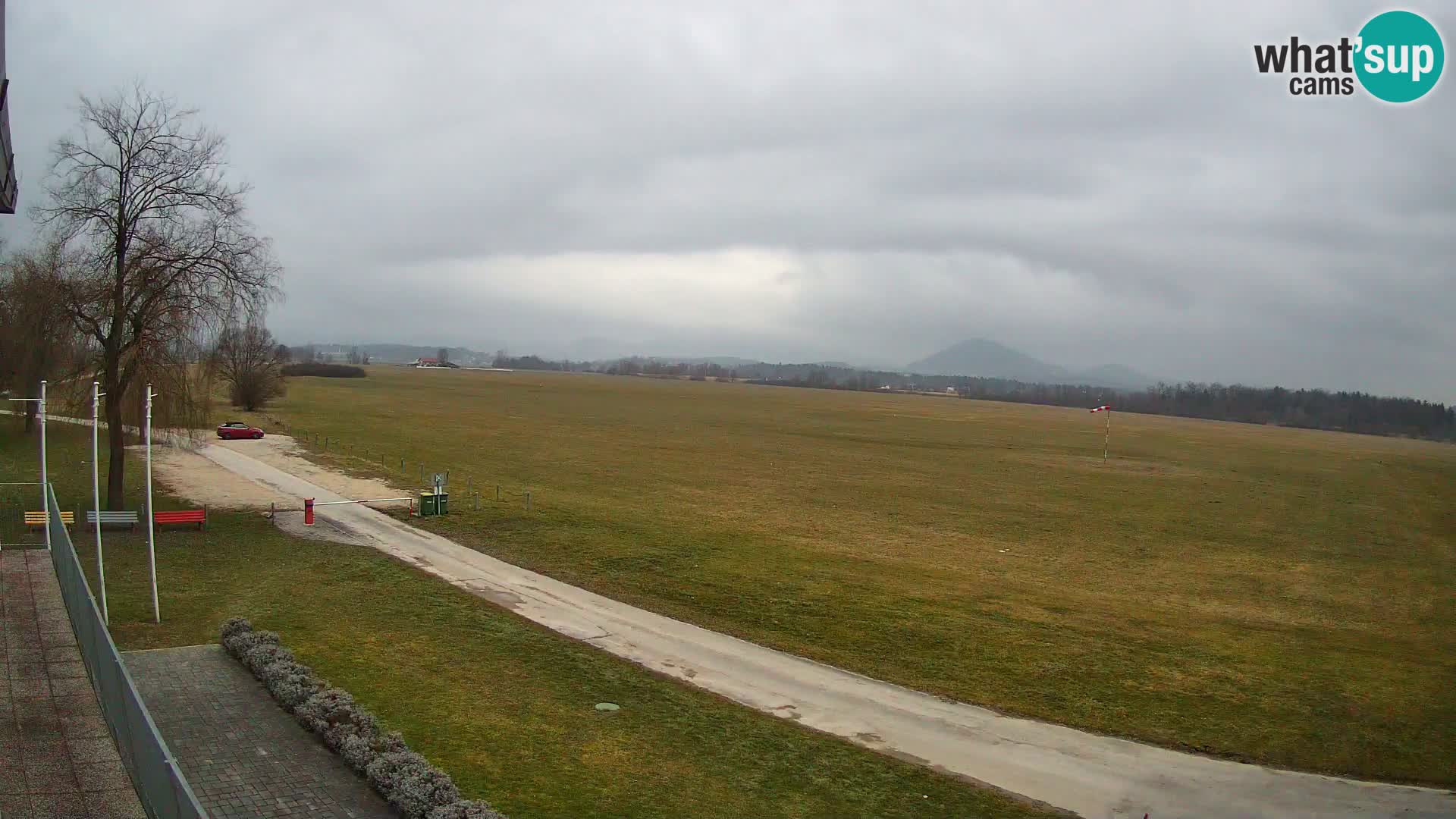 Spletna kamera Aeroklub Celje | LJCL