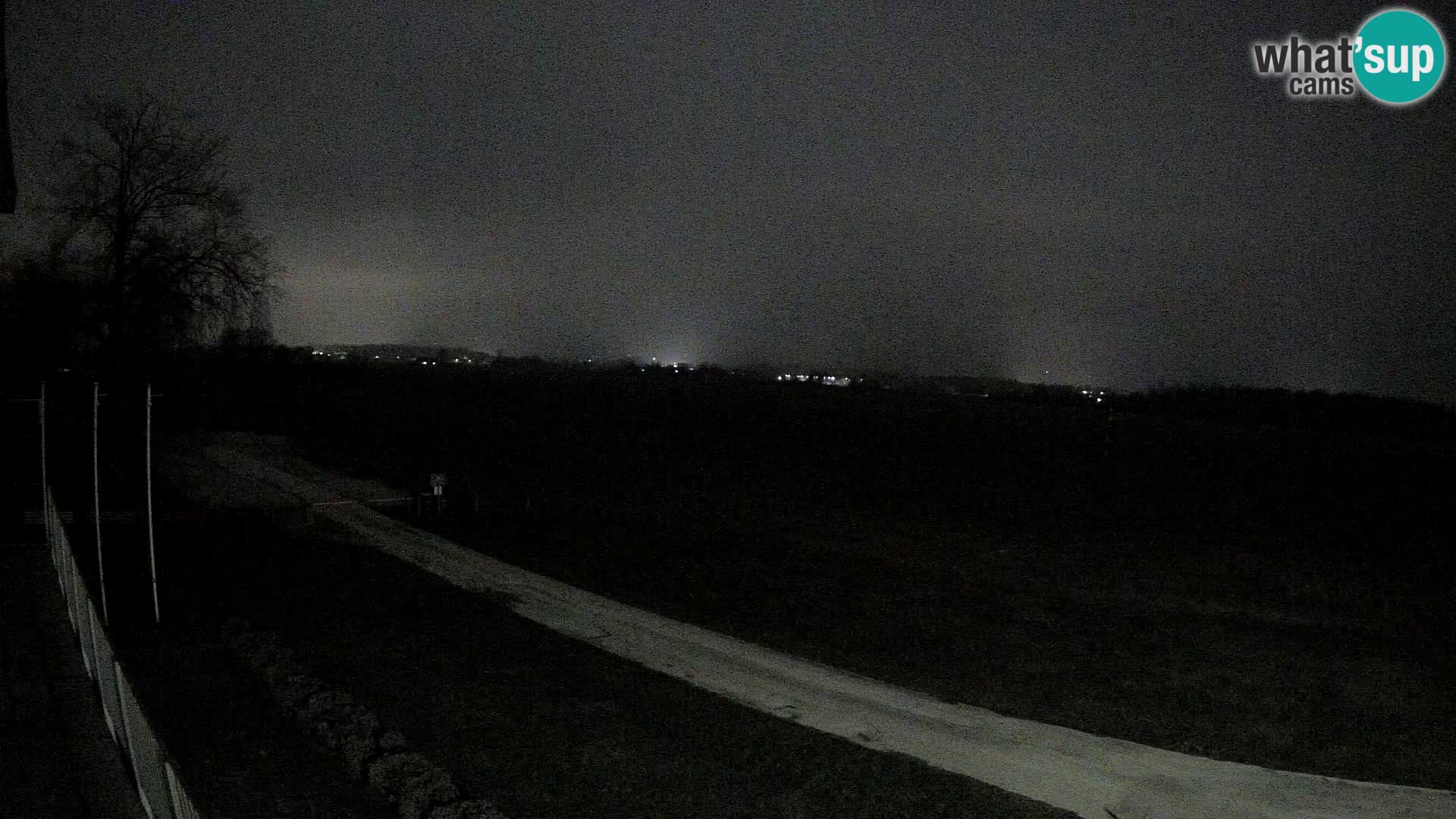 Celje Airfield livecam | LJCL | Slovenia