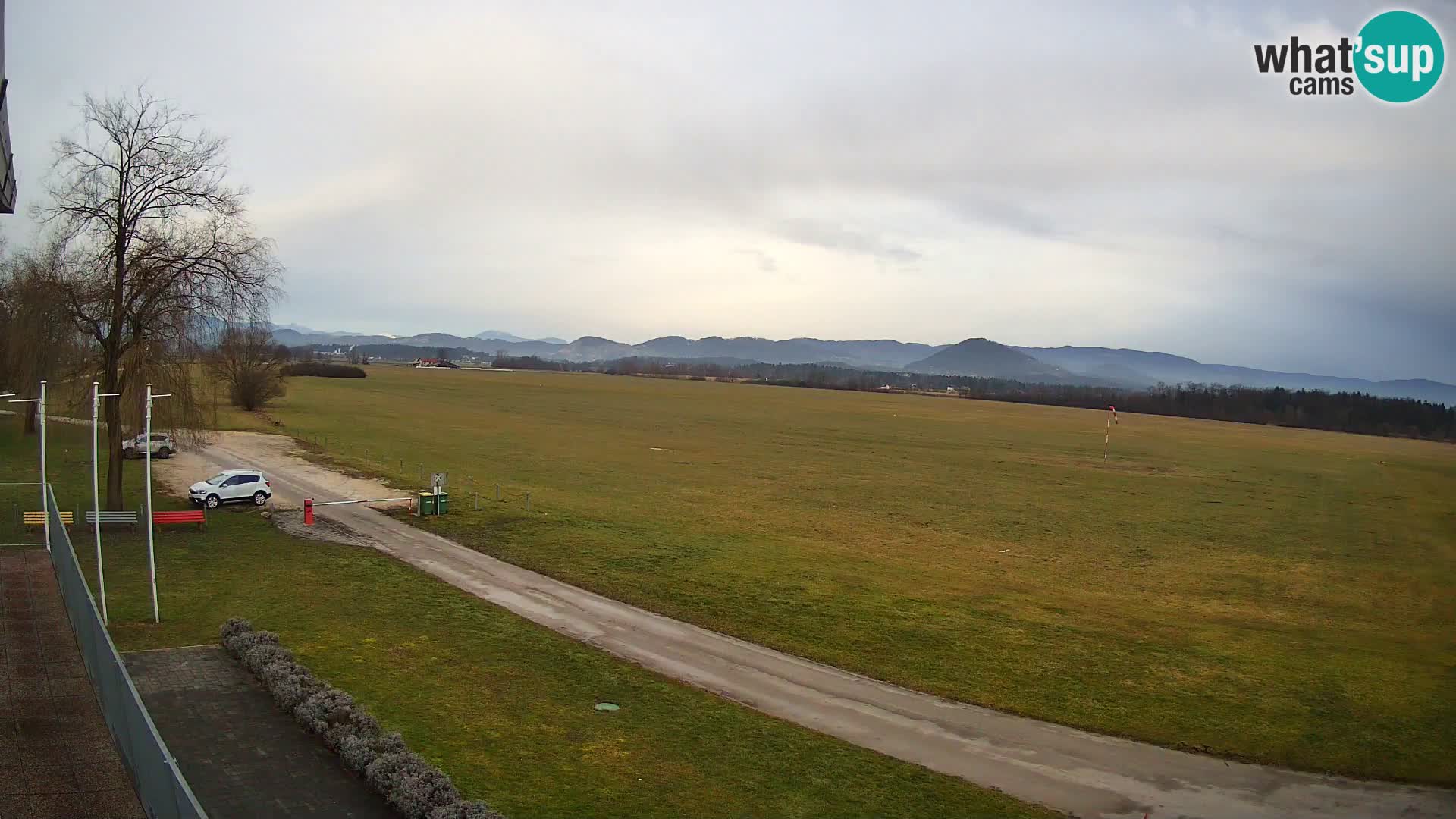 Spletna kamera Aeroklub Celje | LJCL